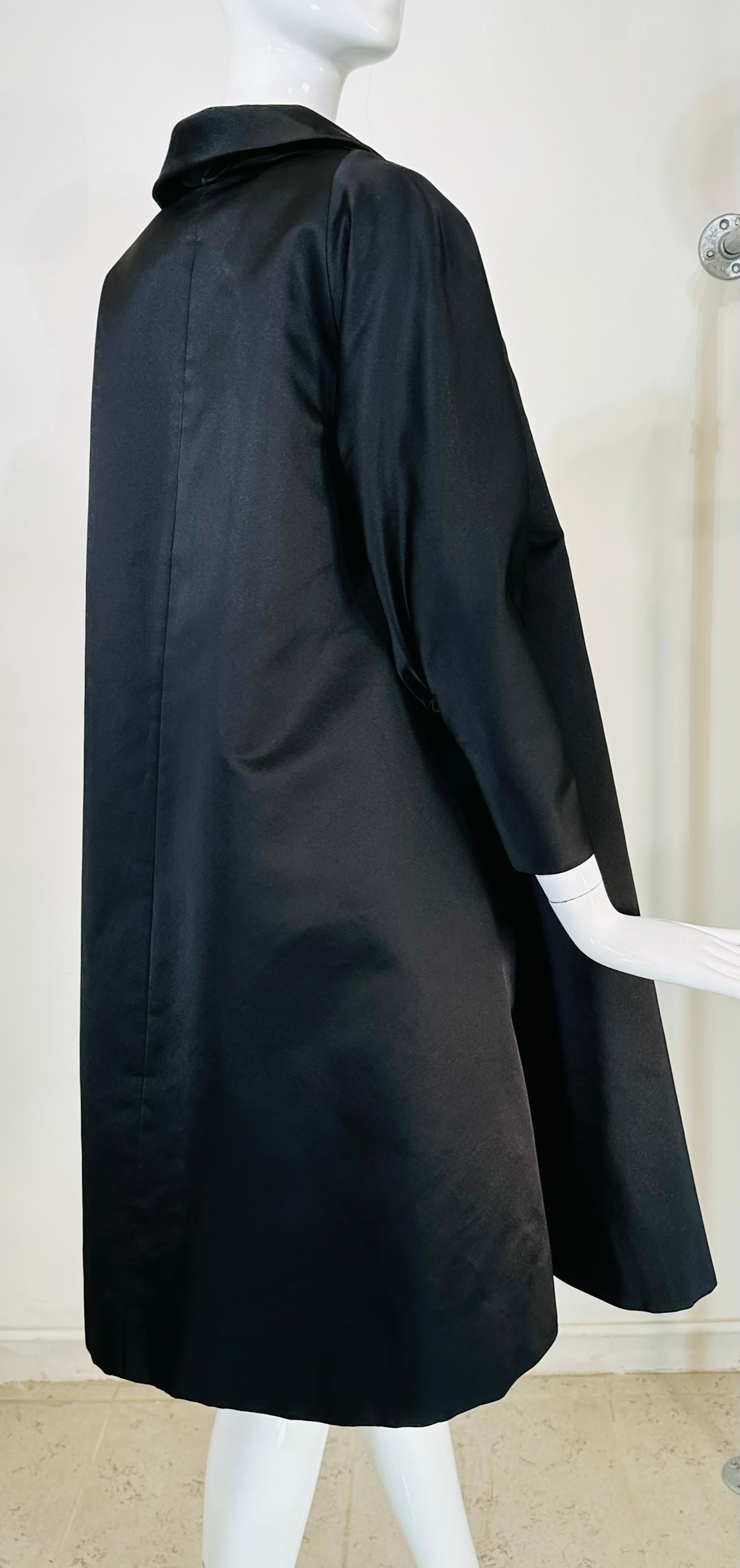 Bergdorf Goodman Demi Couture Trapeze Black Silk Satin Evening Coat 1950s For Sale 2