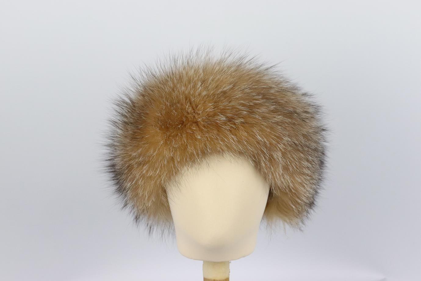 Bergdorf Goodman fox fur and velvet headband. Beige and brown. Fastening at back. Does not come with dustbag or box. Width: 2.2 in. Circumference: 21 in. Very good condition - No sign of wear; see pictures.
