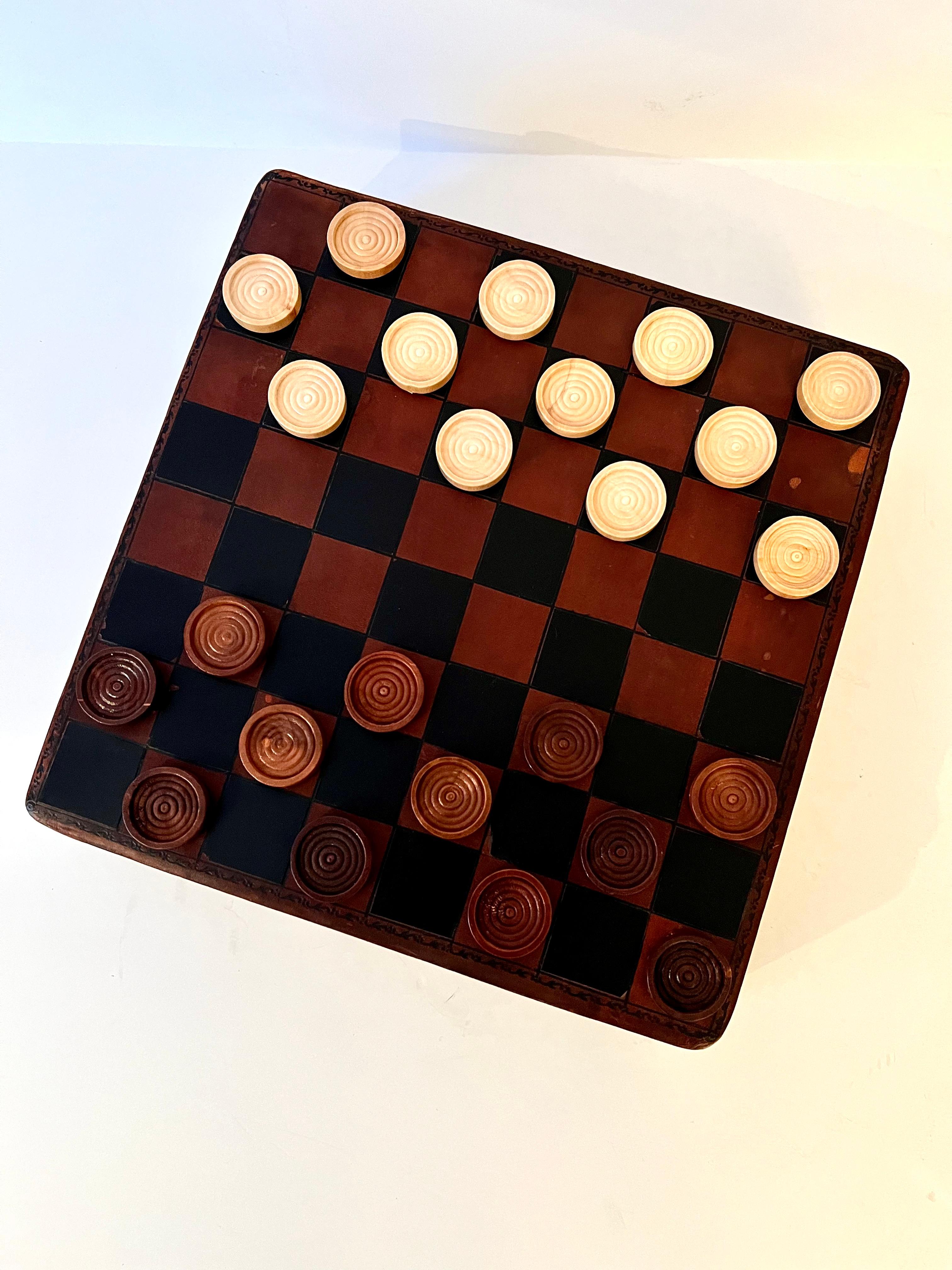 Bergdorf Goodman Italian Lidded Leather Chess Checker Board Box with Storage 12