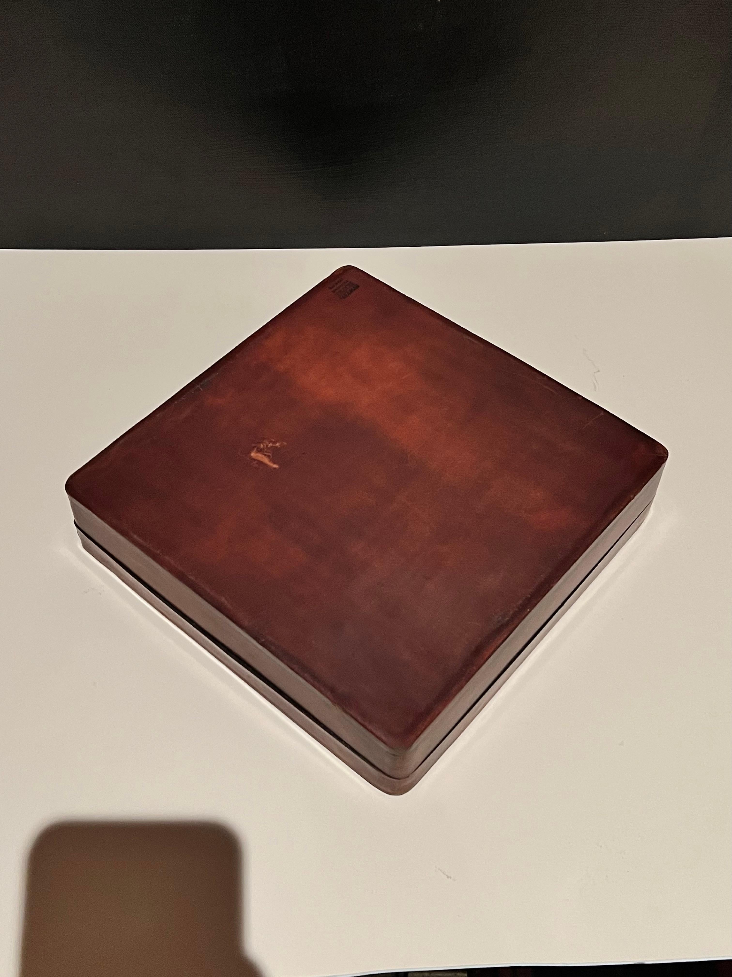 Bergdorf Goodman Italian Lidded Leather Chess Checker Board Box with Storage 2