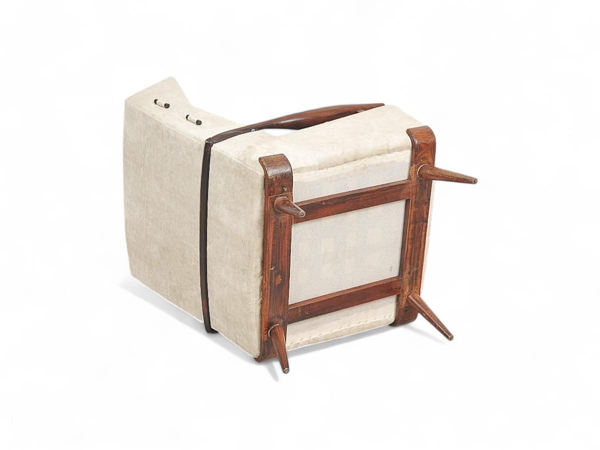 Sillón Bergere con Otomana de Jorge Zalszupin, c. 1950 en venta 9