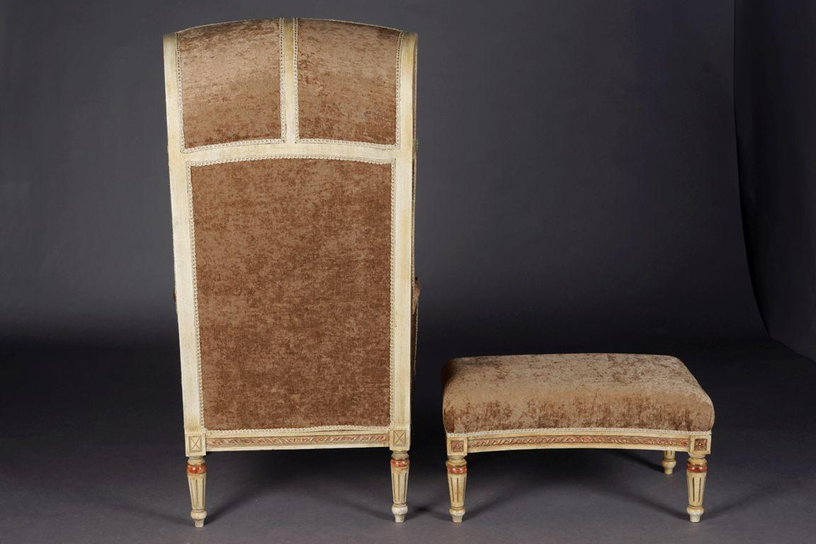 Bergere / Armchair with Stool in the Style of Louis XVI Solid Beechwood, Carved In Good Condition For Sale In Berlin, DE