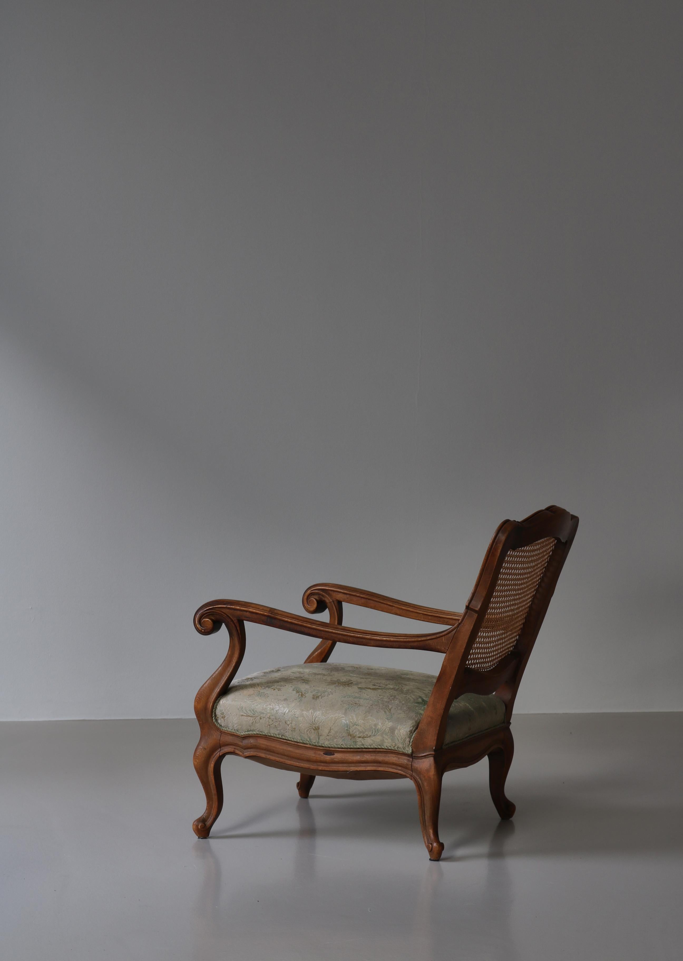 Bergére Chair Rococo Revival by Danish Cabinetmaker, Early 20th Century For Sale 8