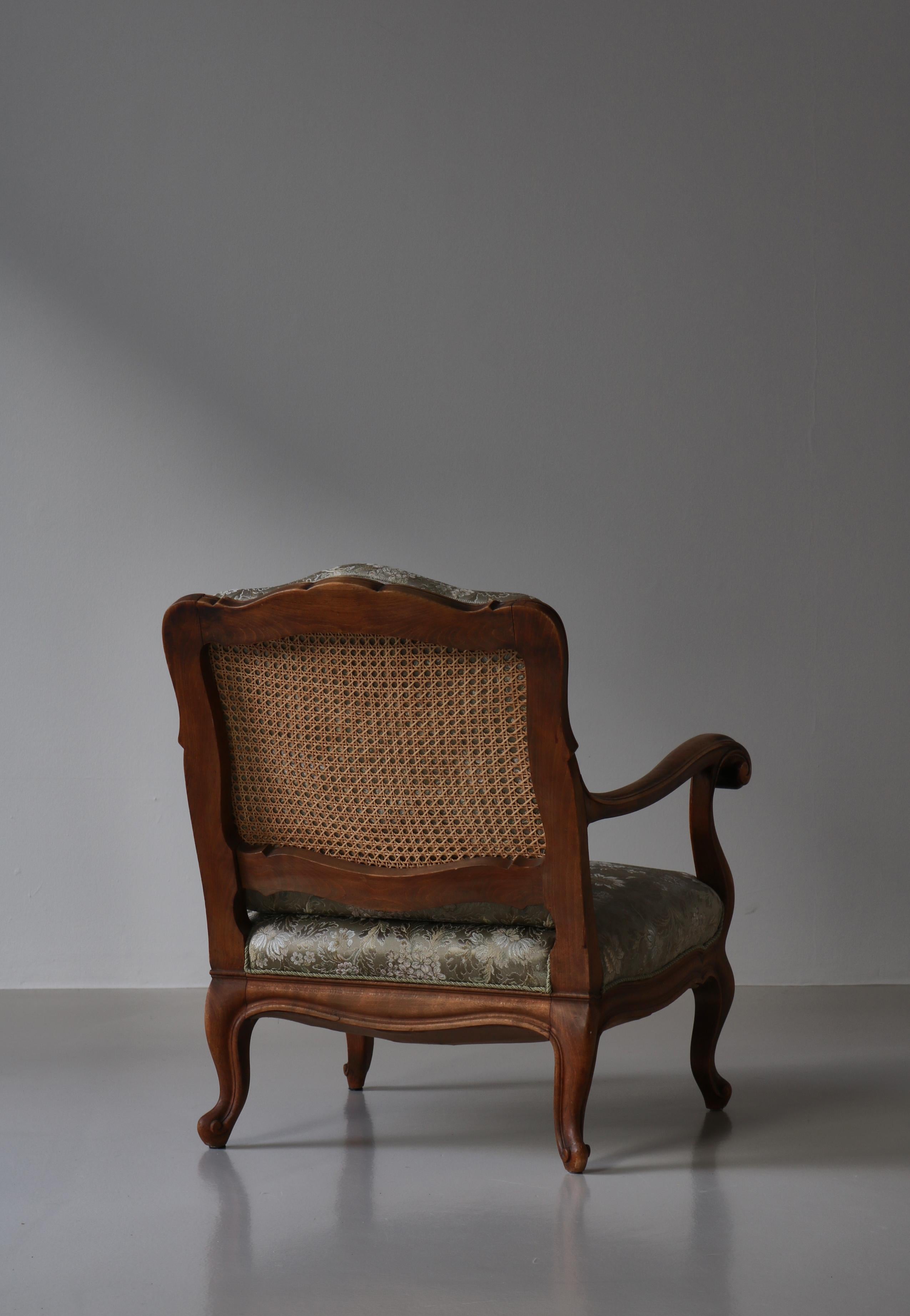 Bergére Chair Rococo Revival by Danish Cabinetmaker, Early 20th Century For Sale 12