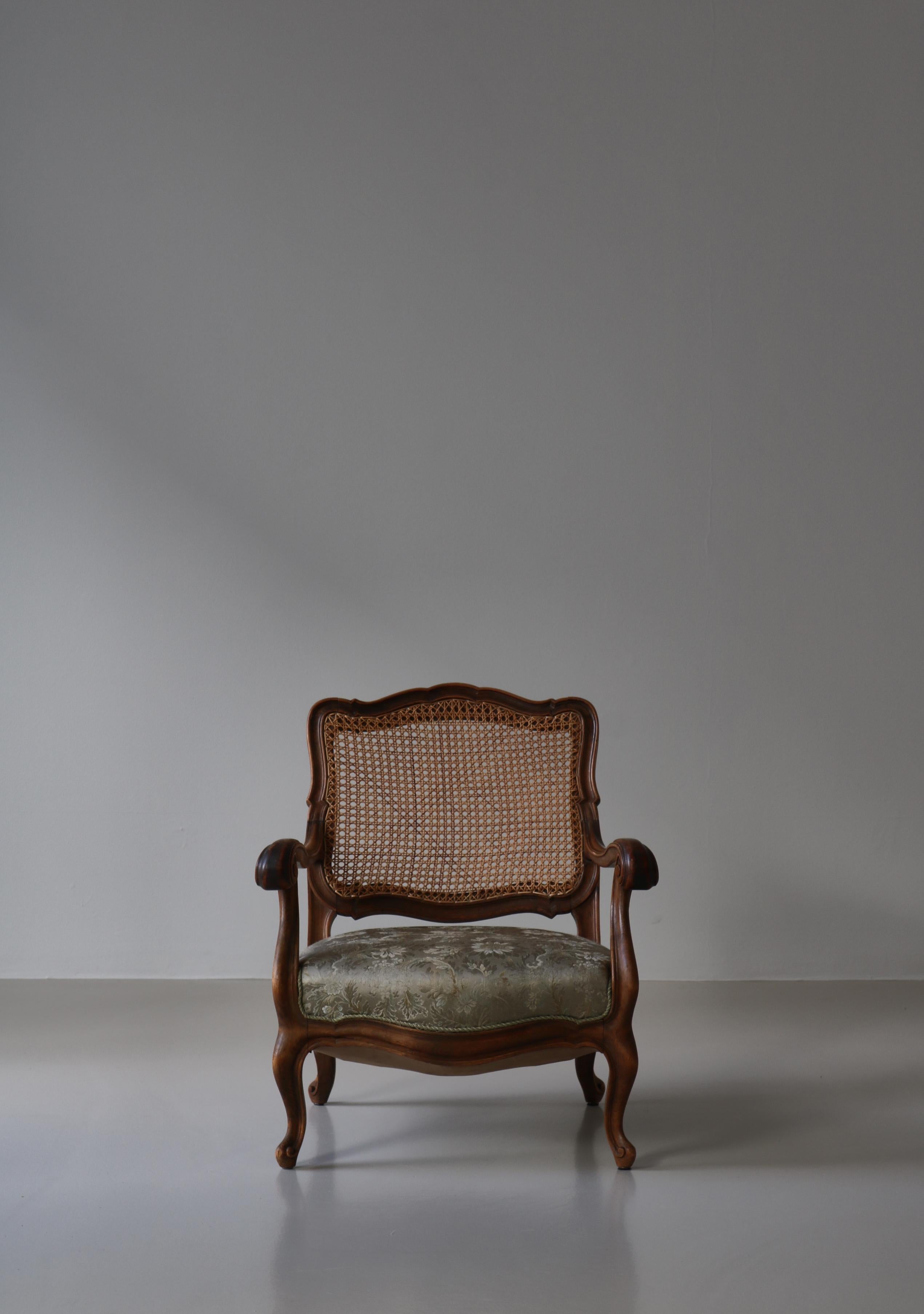 Bergére Chair Rococo Revival by Danish Cabinetmaker, Early 20th Century For Sale 1