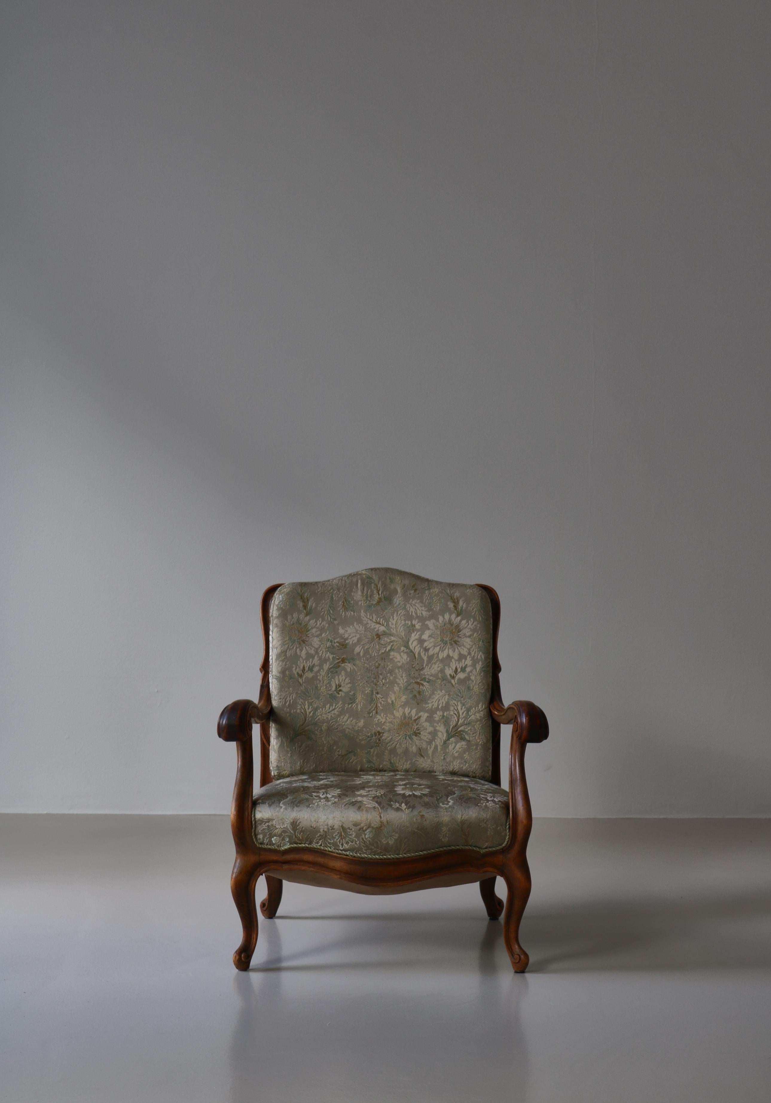 Bergére Chair Rococo Revival by Danish Cabinetmaker, Early 20th Century For Sale 2