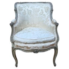 Bergère con orecchie - Periodo Luigi XVI - Legno laccato grigio - Seta damascata