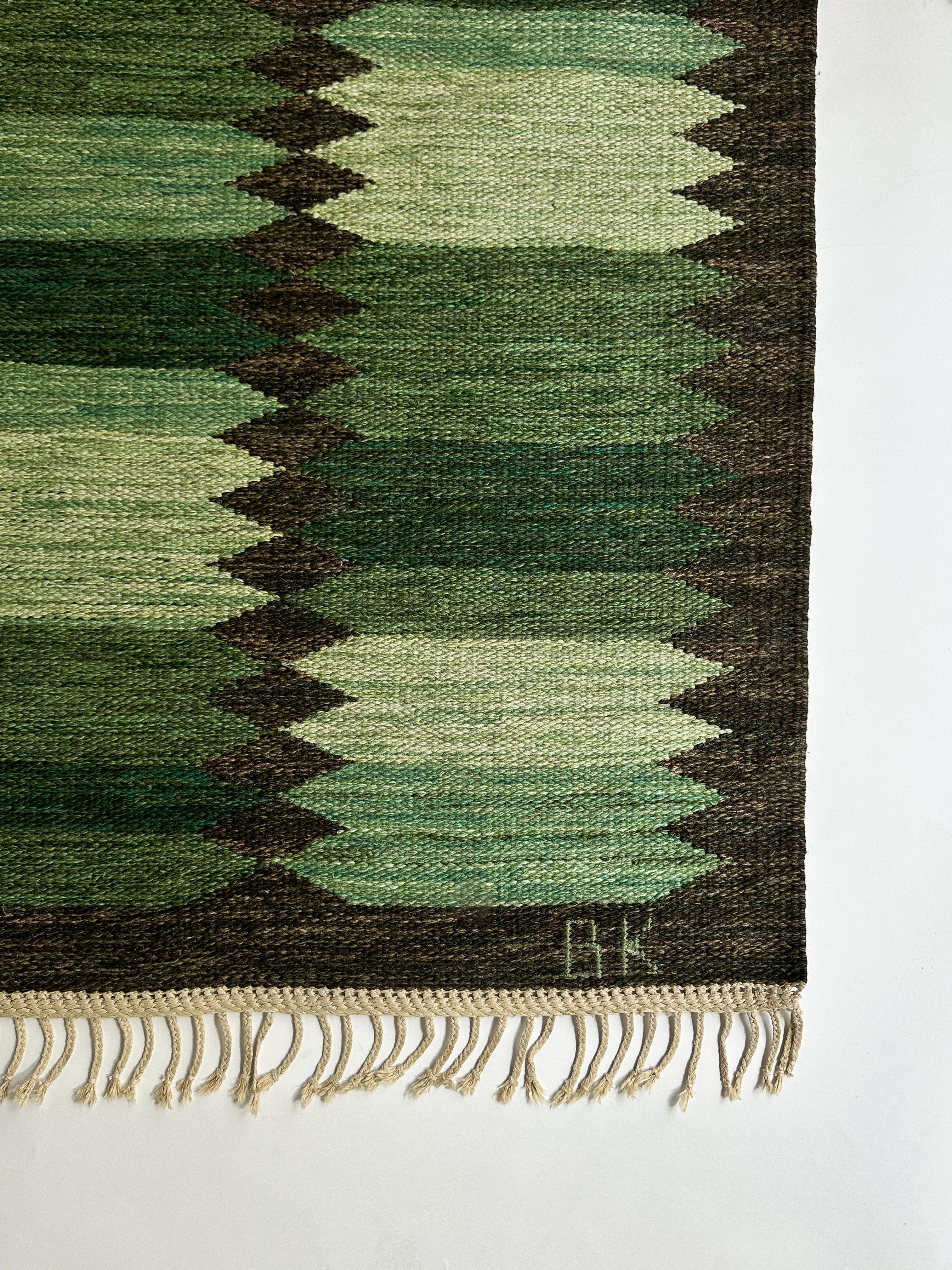 Berit Koenig Woelfer Alfombra de tejido plano Svensk Hemslöjd Viggen Verde Lana en venta