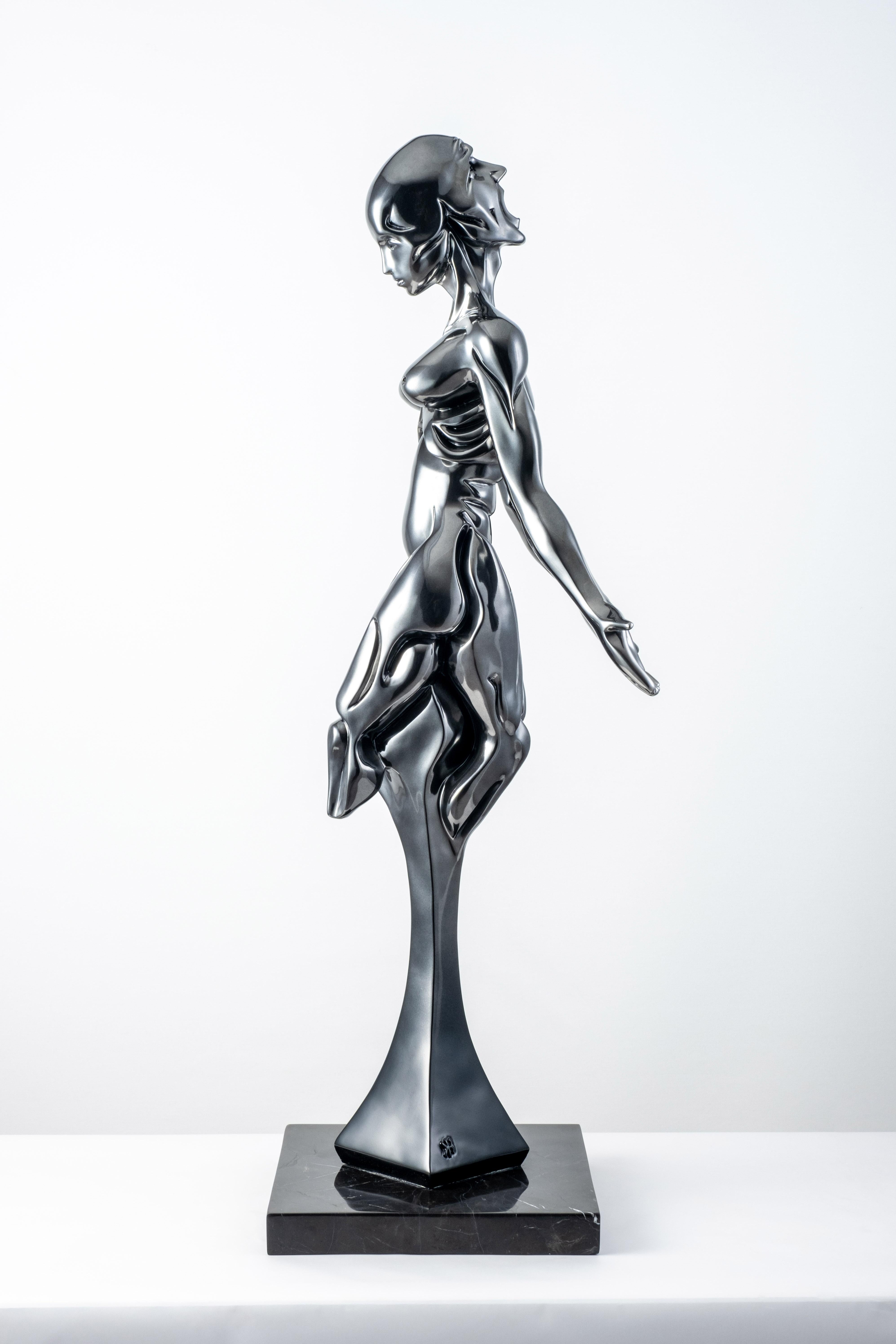 Berk Kâkeci Figurative Sculpture – Gewalt / Şiddet