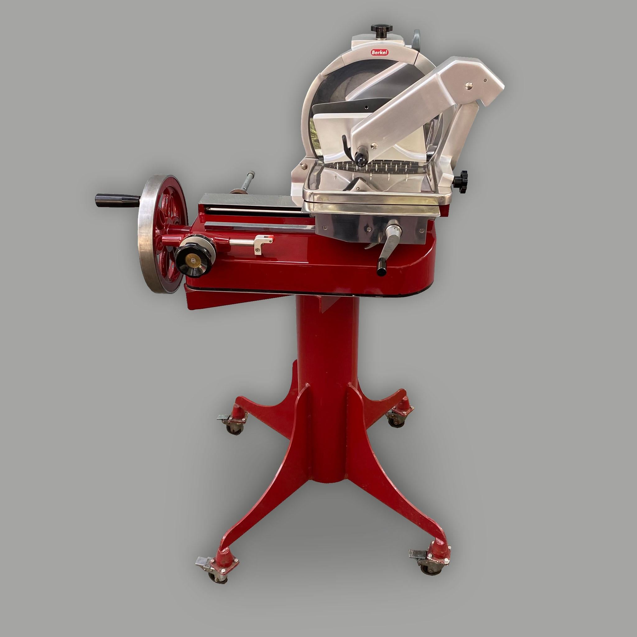 Berkel 330M Flywheel Prosciutto- Schieber mit Sockel (Industriell) im Angebot