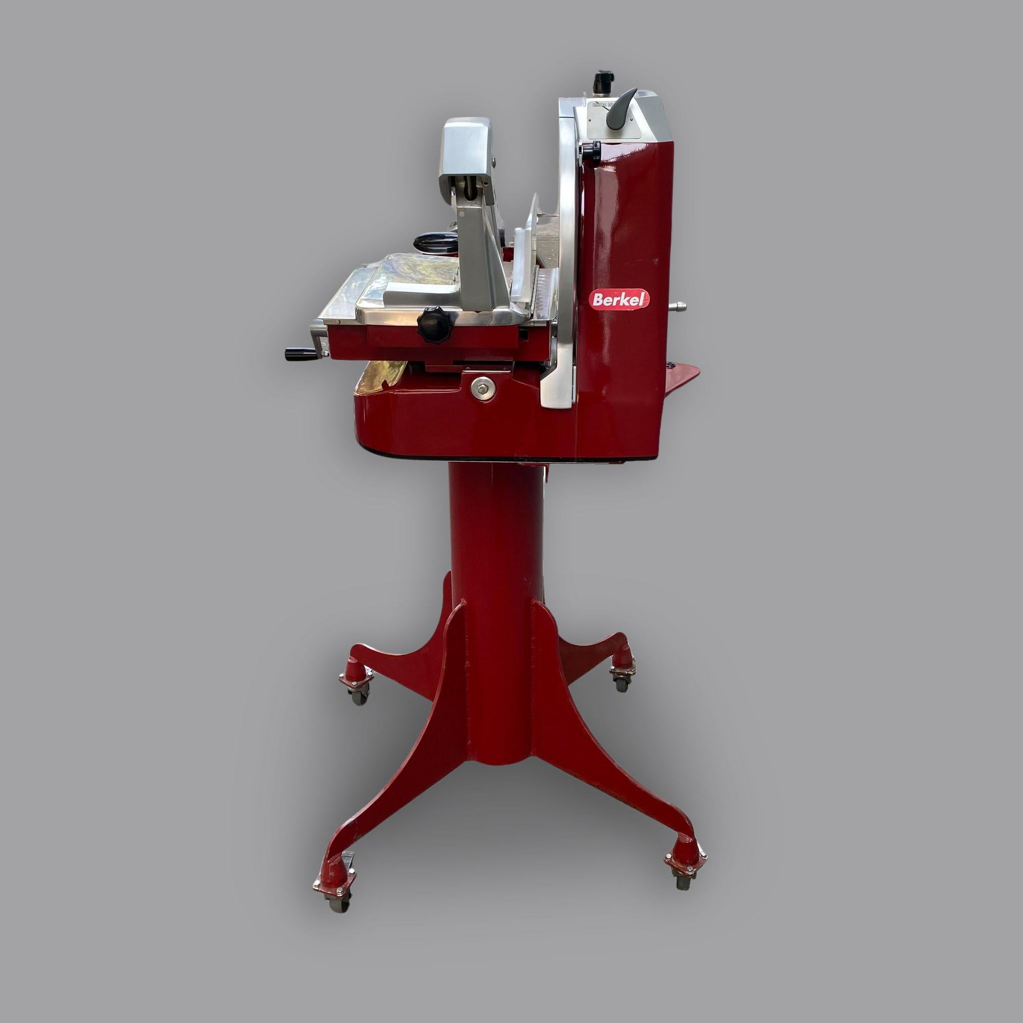 Berkel 330M Flywheel Prosciutto- Schieber mit Sockel (Italienisch) im Angebot