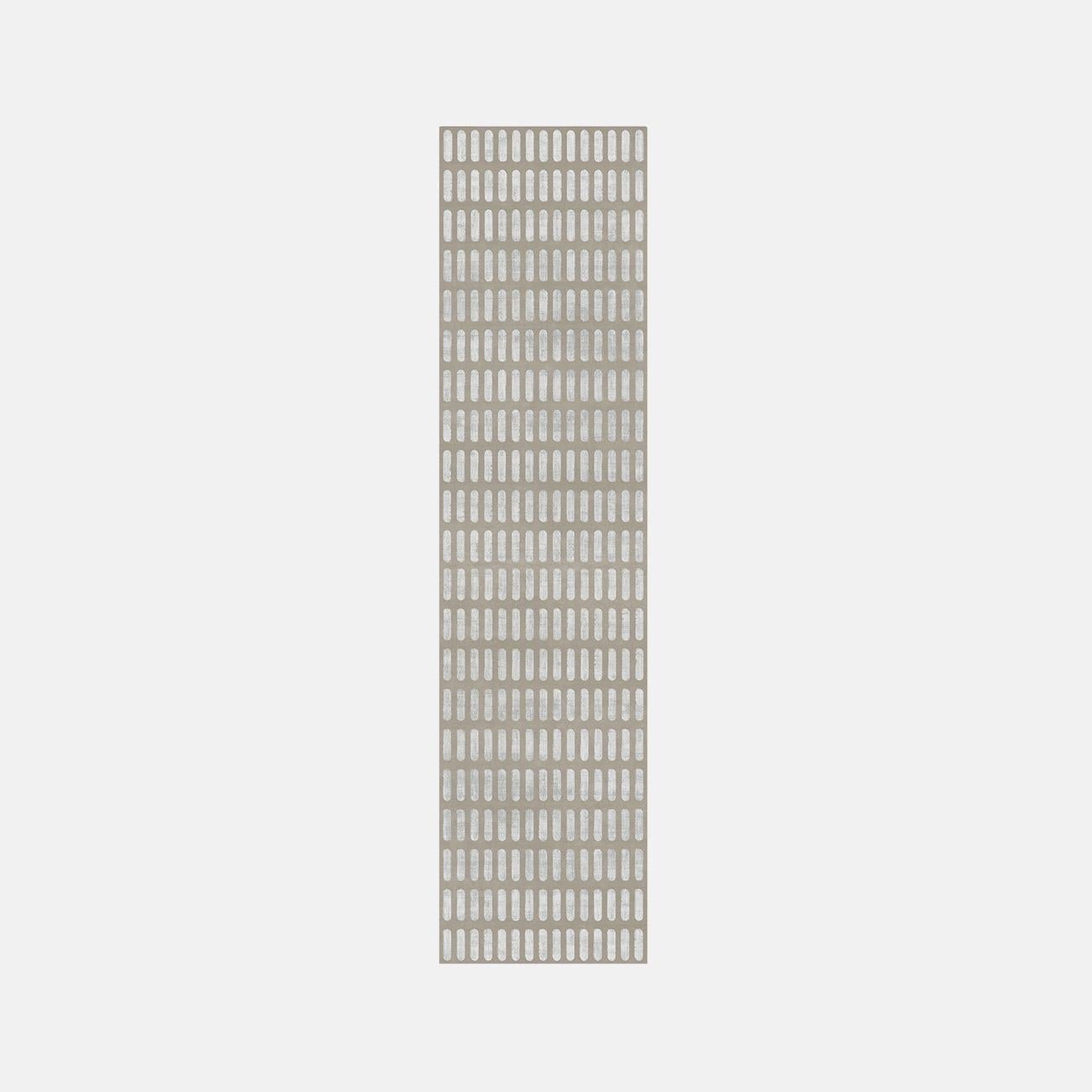 Tappeto Runner Berkeley di Atelier A.I.C.
Dimensioni: L 110 x L 435 cm.
Materiali: Lana, seta.

Disponibile in formato W90 x L360, W100 x L400, W110 x L435 cm.

Atelier A.I.C. si dedica alla realizzazione di tappeti contemporanei fatti a mano per