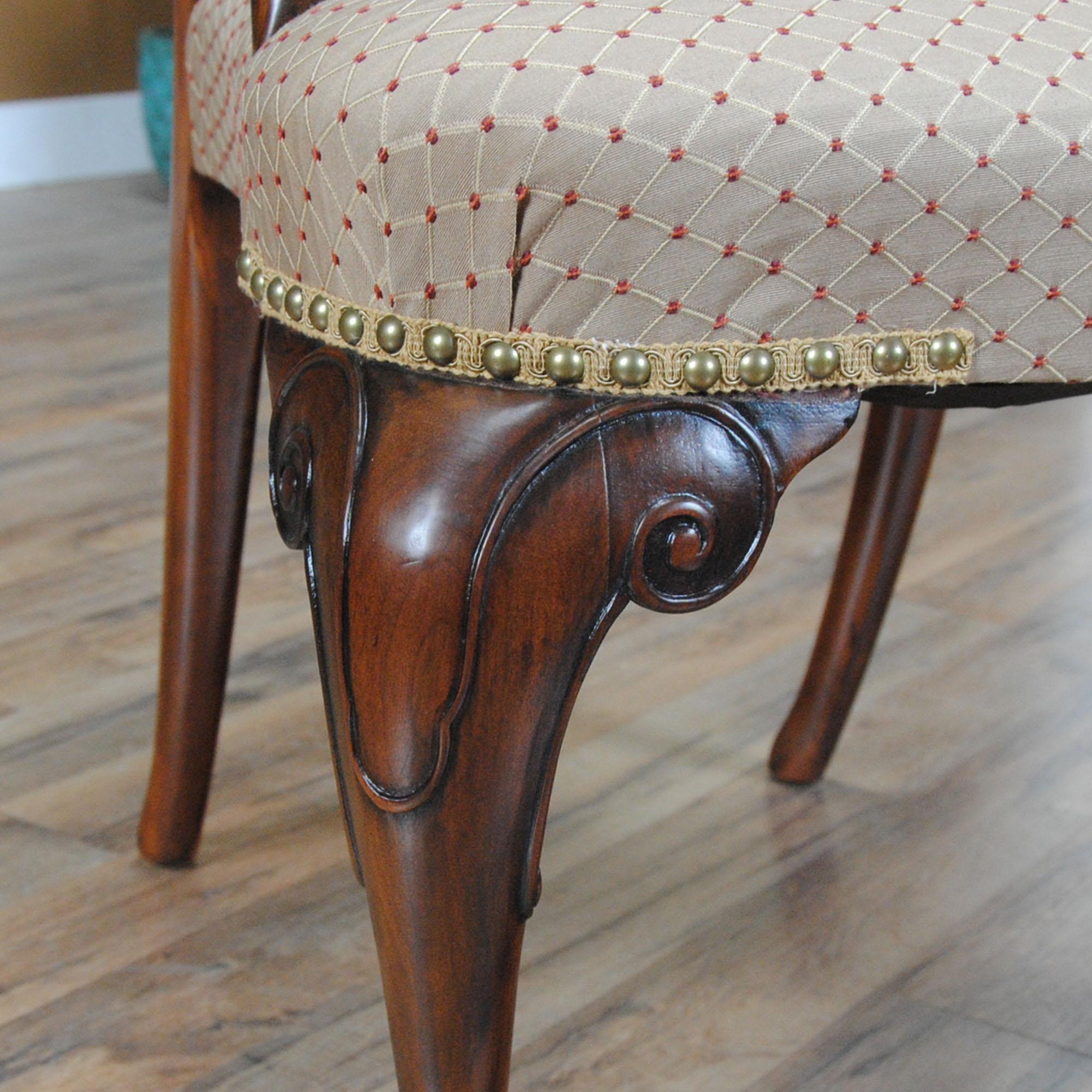 Berkey and Gay Set of 6 Vintage Chairs 4