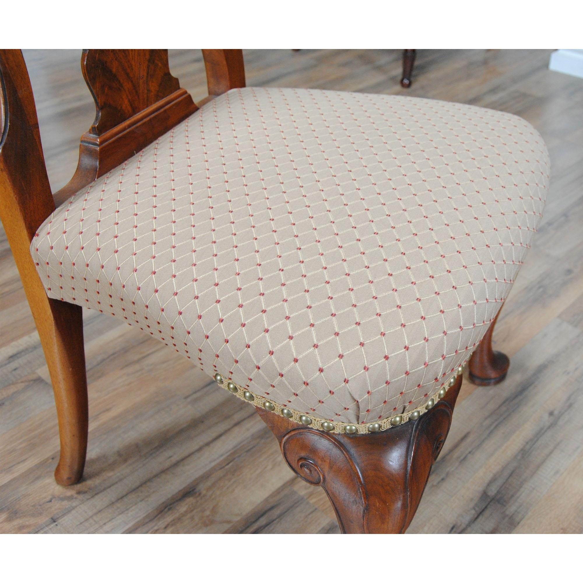 Berkey and Gay Set of 6 Vintage Chairs 10