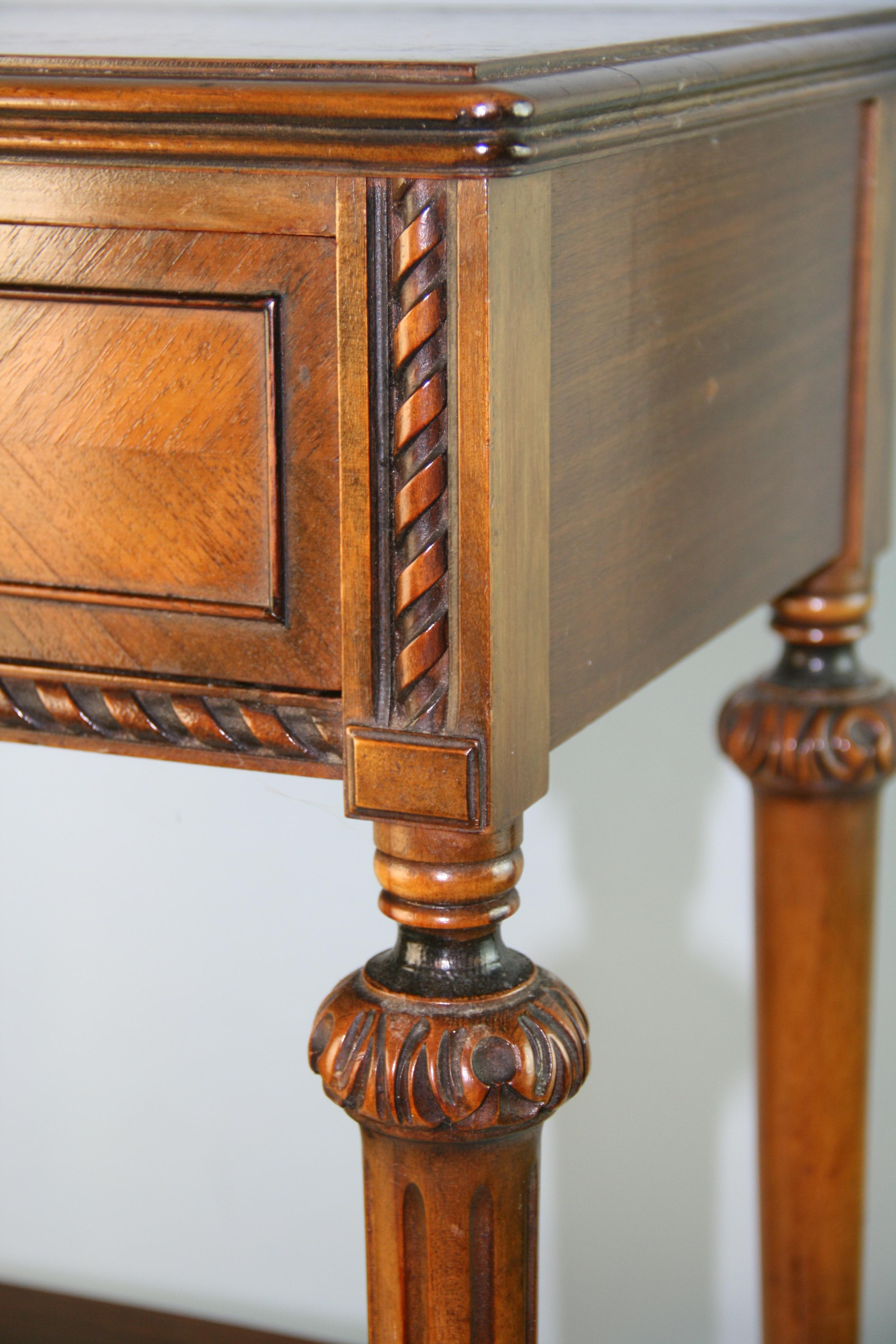 Berkey and Gay Walnut Side Table For Sale 3