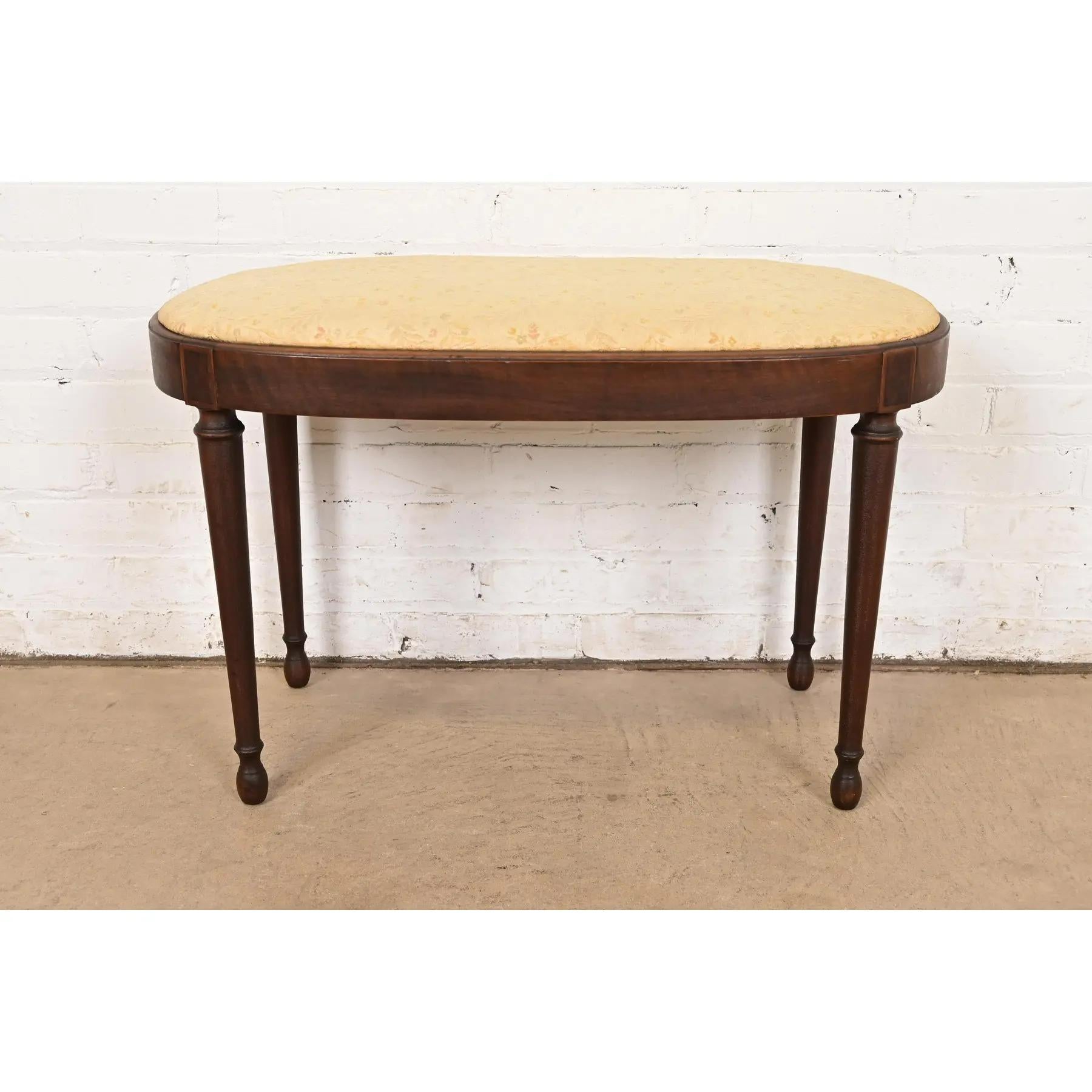 Berkey & Gay Antique French Regency Louis XVI Carved Walnut Vanity Stool For Sale 5