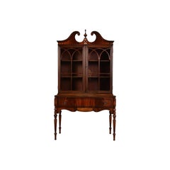 Berkey & Gay Antique Georgian Mahogany Bookcase or Bar Cabinet, Circa 1920s Berkey & Gay Antique Georgian Mahogany Bookcase or Bar Cabinet, Circa 1920s