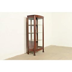 Berkey & Gay Antique Victorian Carved Oak Bookcase, Circa 1890s
