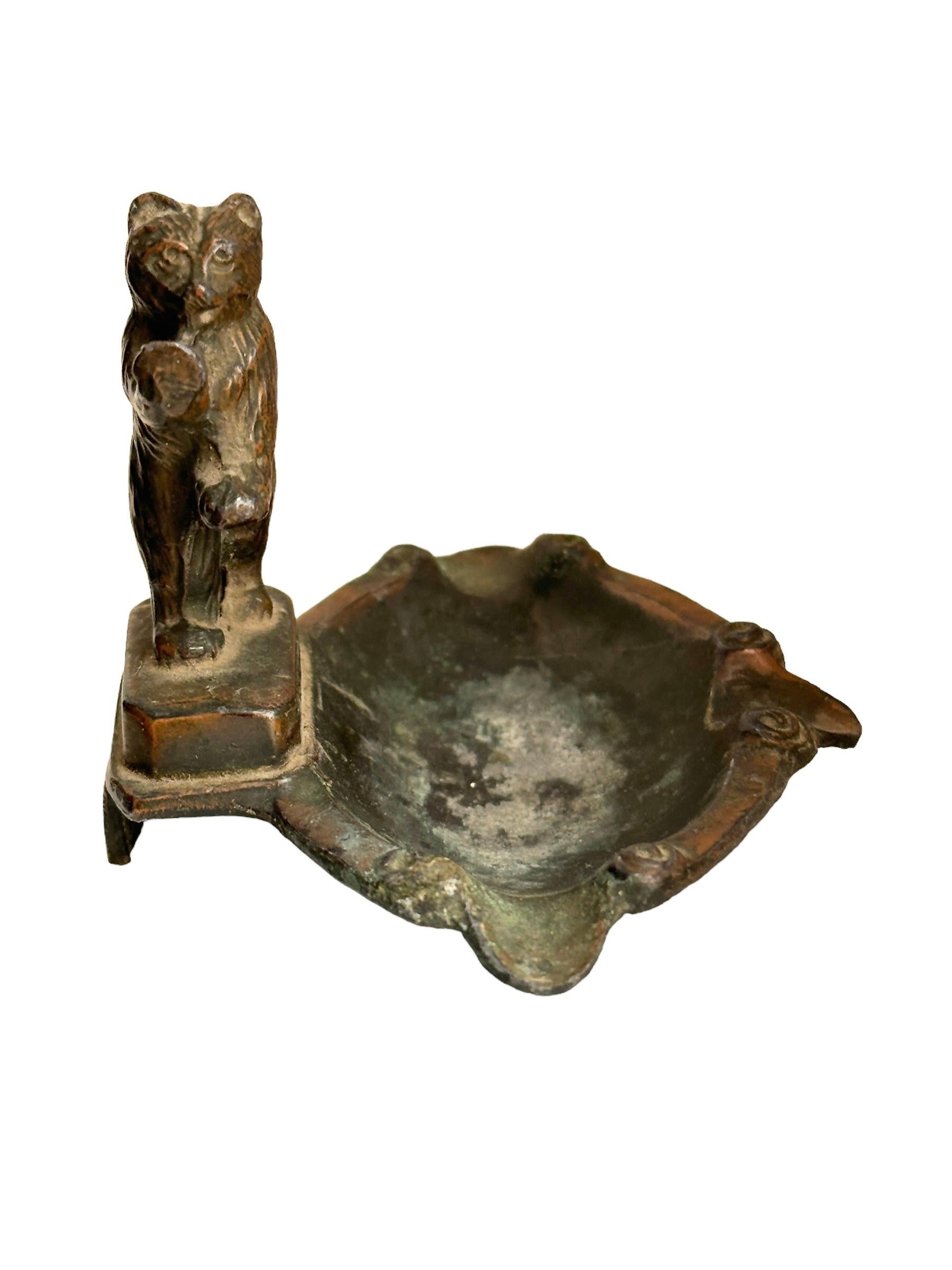Berlin Bear Souvenir Statue Building Ashtray Vintage, German, 1930s For Sale 1