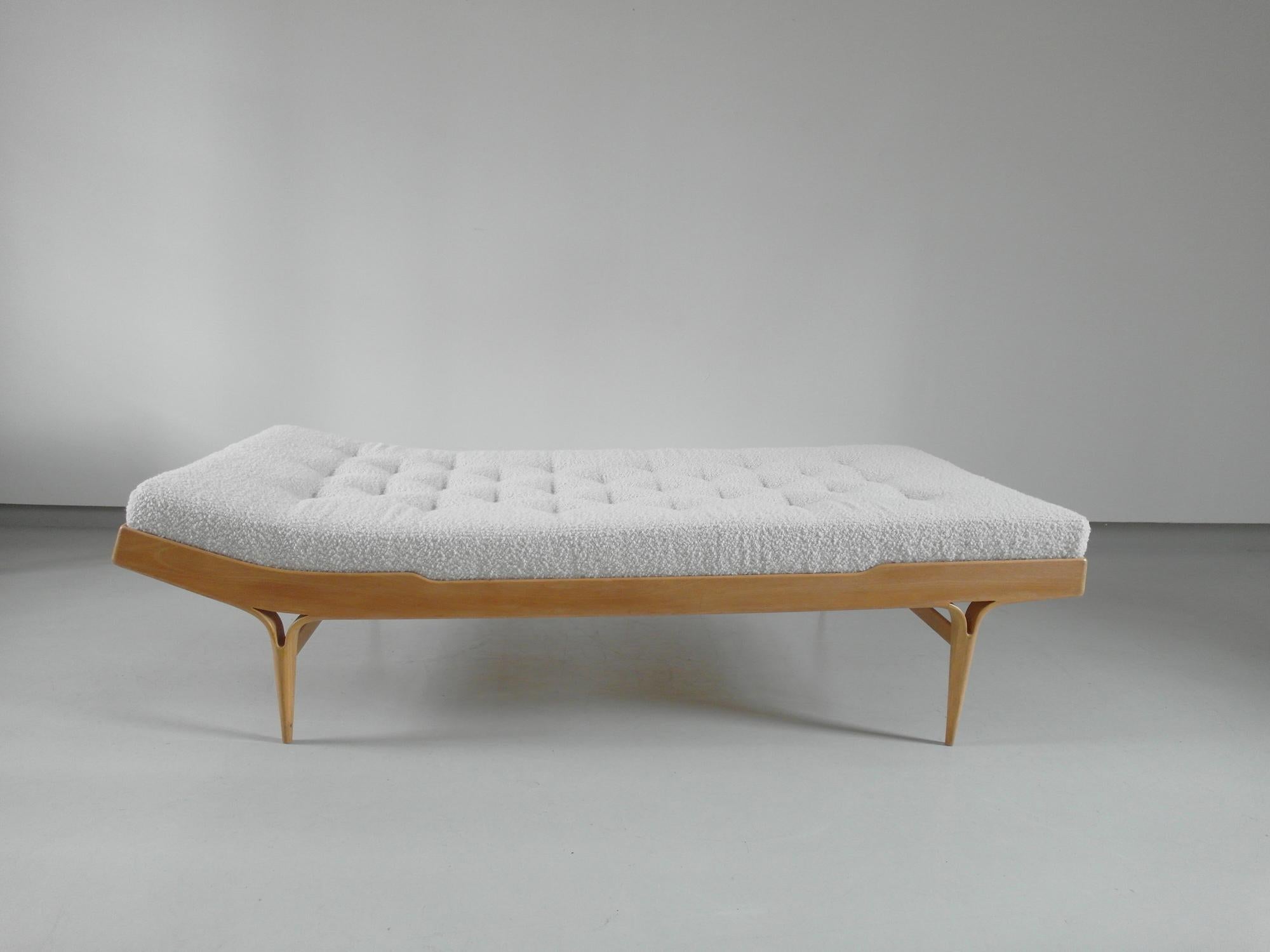 bruno mathsson daybed