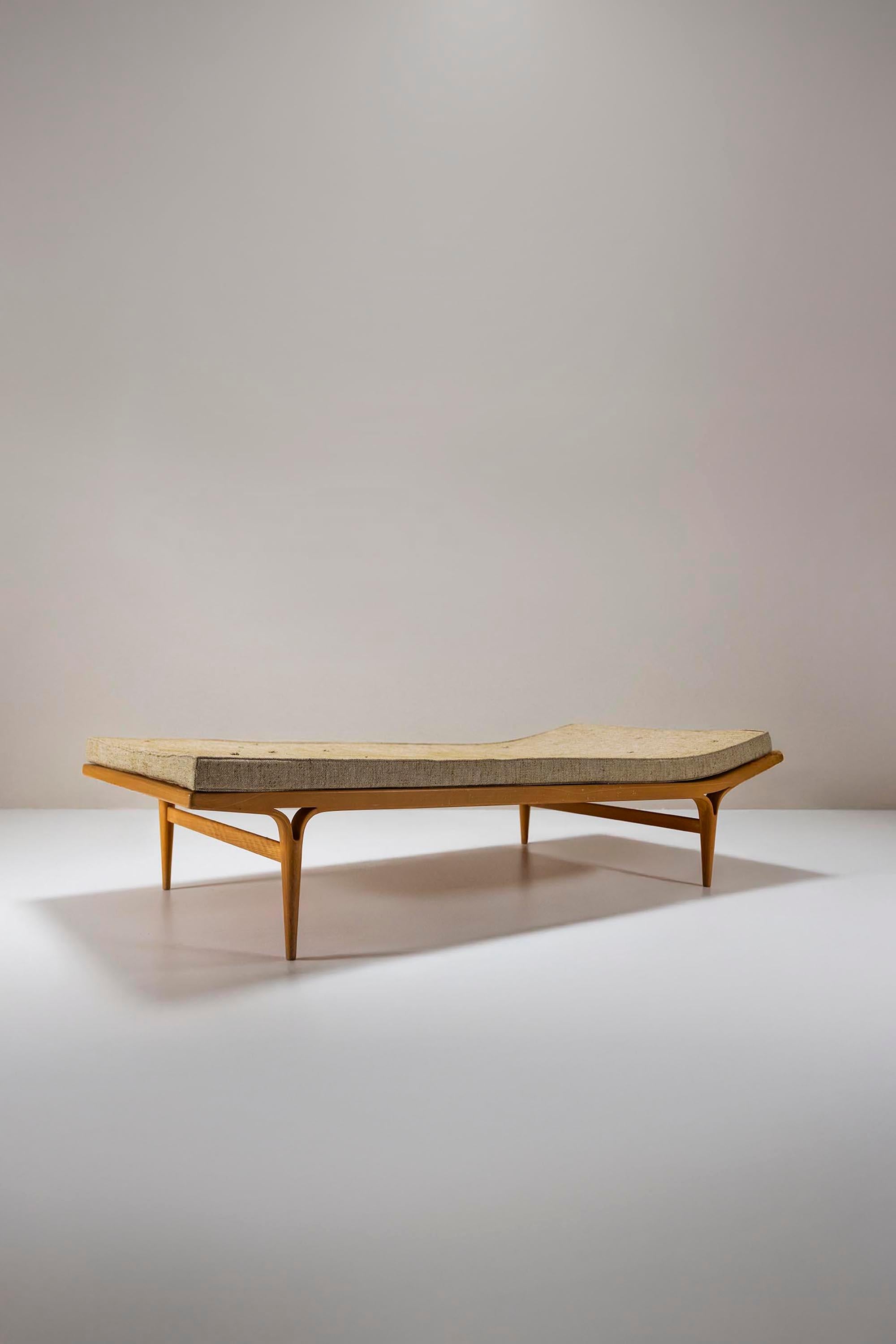 Letto da giorno 'Berlin' in legno di betulla di Bruno Mathsson, Svezia 1972 5