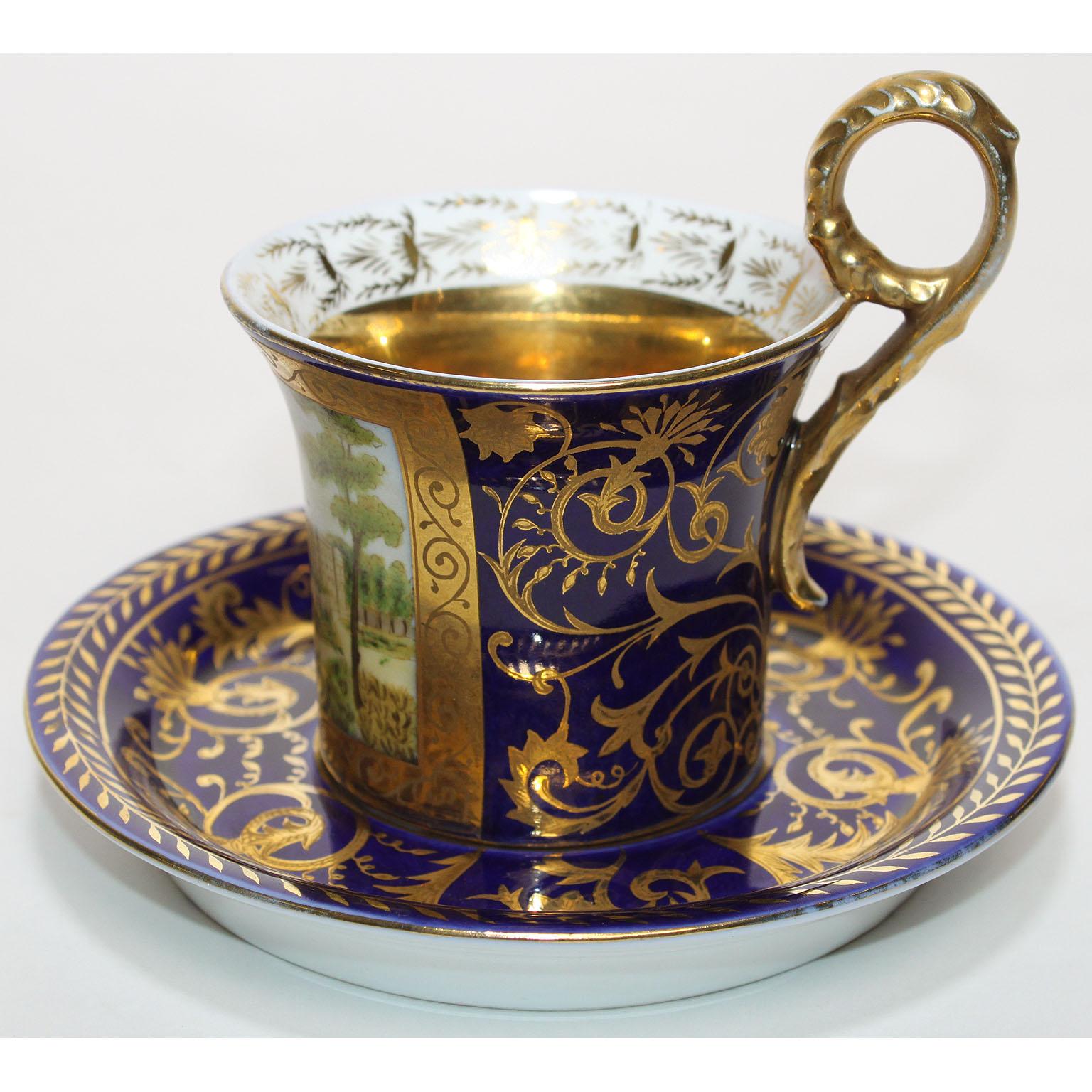 Service à café cinq pièces en porcelaine de Berlin KPM Cobalt-Blue et Parcel-Gilt en vente 10