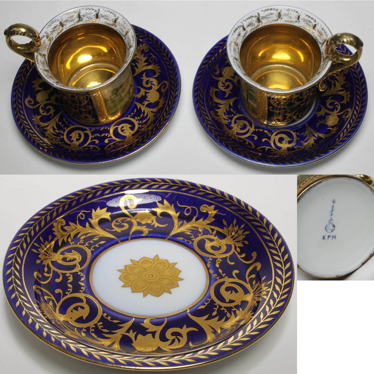 Service à café cinq pièces en porcelaine de Berlin KPM Cobalt-Blue et Parcel-Gilt en vente 11