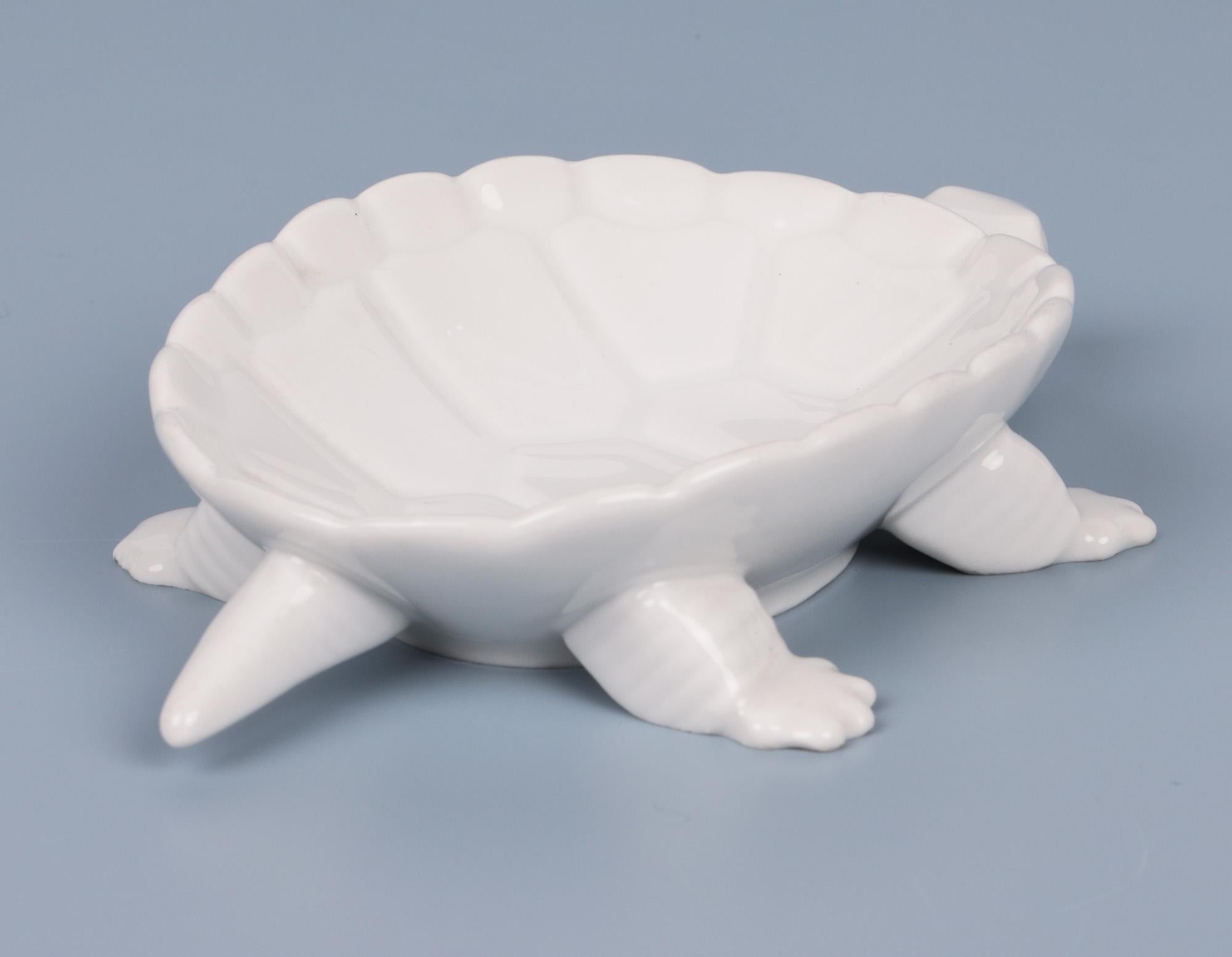Plat à épingles Berlin Porcelaine Mid-Century Tortoise Excellent état - En vente à Bishop's Stortford, Hertfordshire