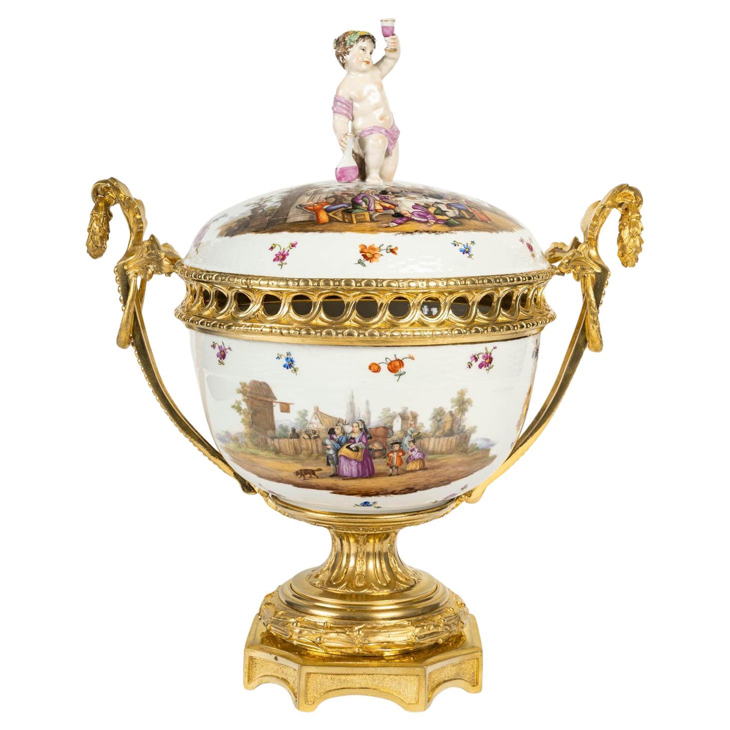 Berlin Porcelain Perfume Burner, Louis XVI Style, Napoleon III Period. im Angebot