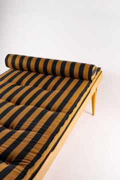 Berlin T303 Daybed by Bruno Mathsson
