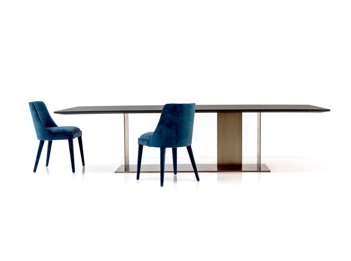 Moderne Table de salle à manger Berlino en bois mat en vente