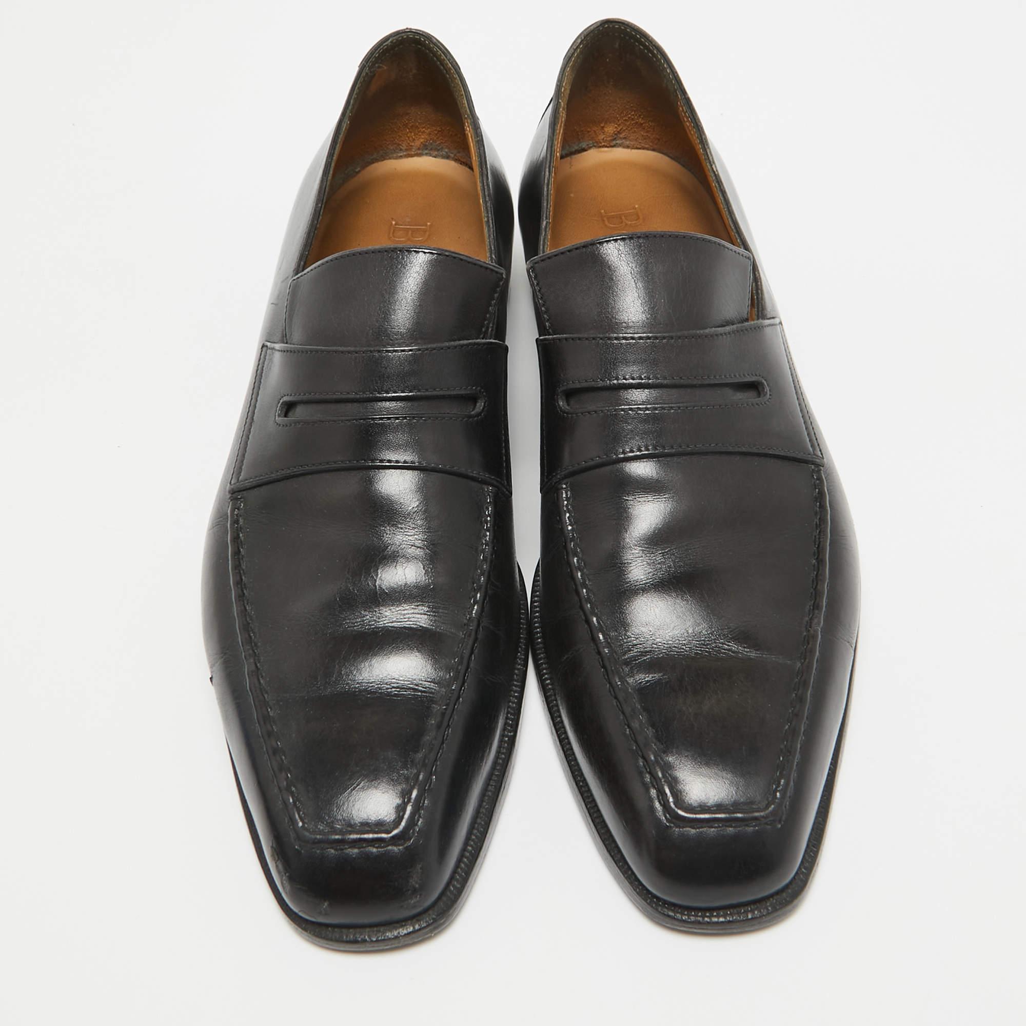Berluti Black Leather Penny Loafers Size 41 In Fair Condition In Dubai, Al Qouz 2