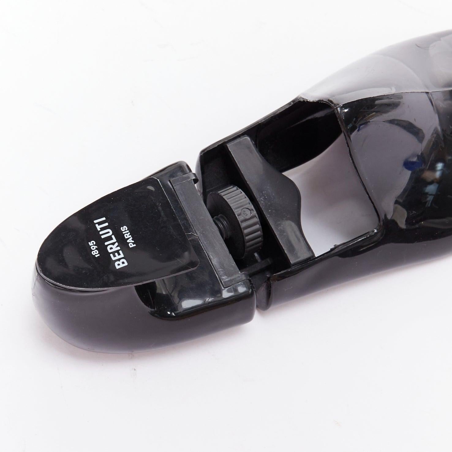 BERLUTI black plastic white logo shoe tree pair EU42 For Sale 4
