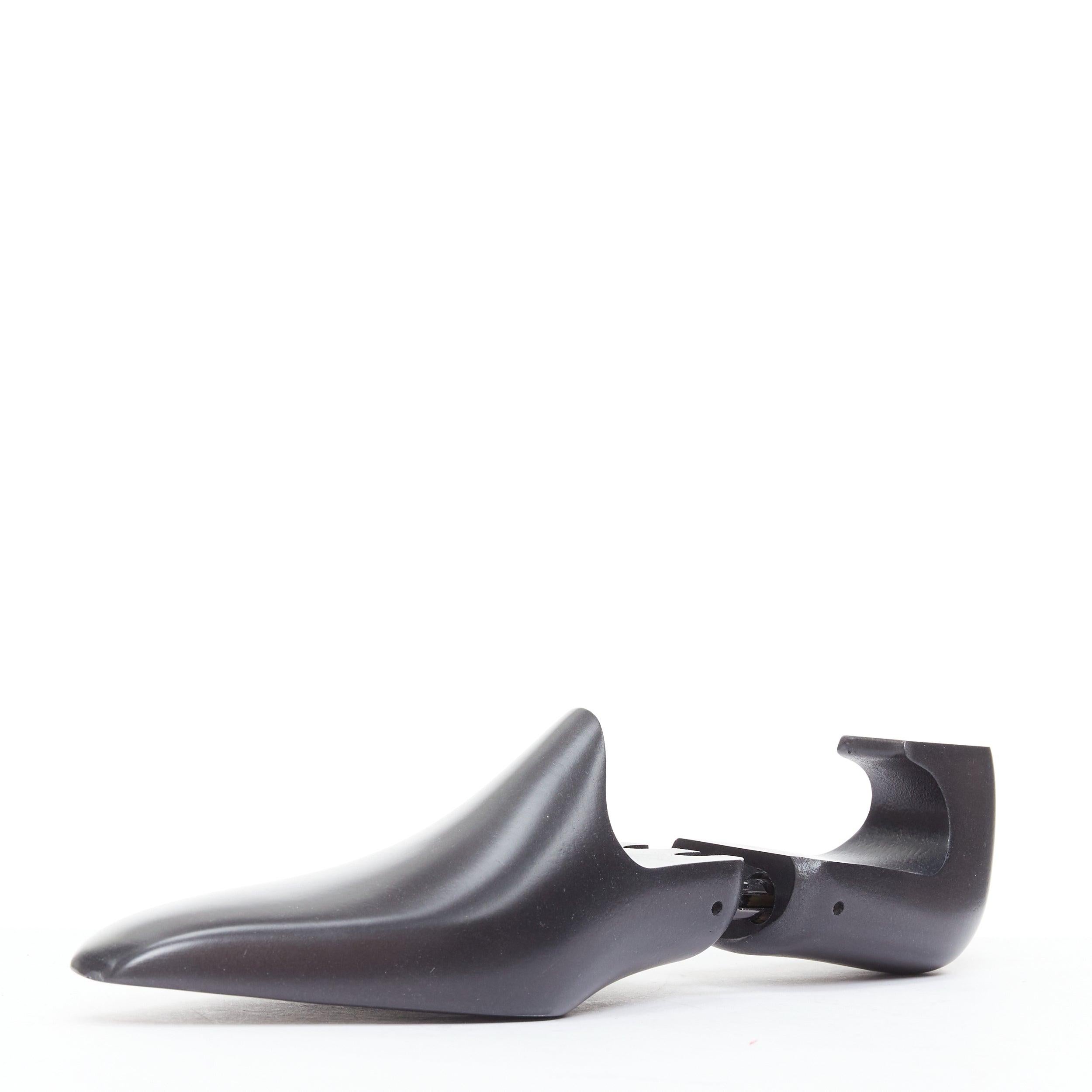 BERLUTI schwarzer Holzschuhspanner Paar UK8 EU42 im Zustand „Gut“ in Hong Kong, NT