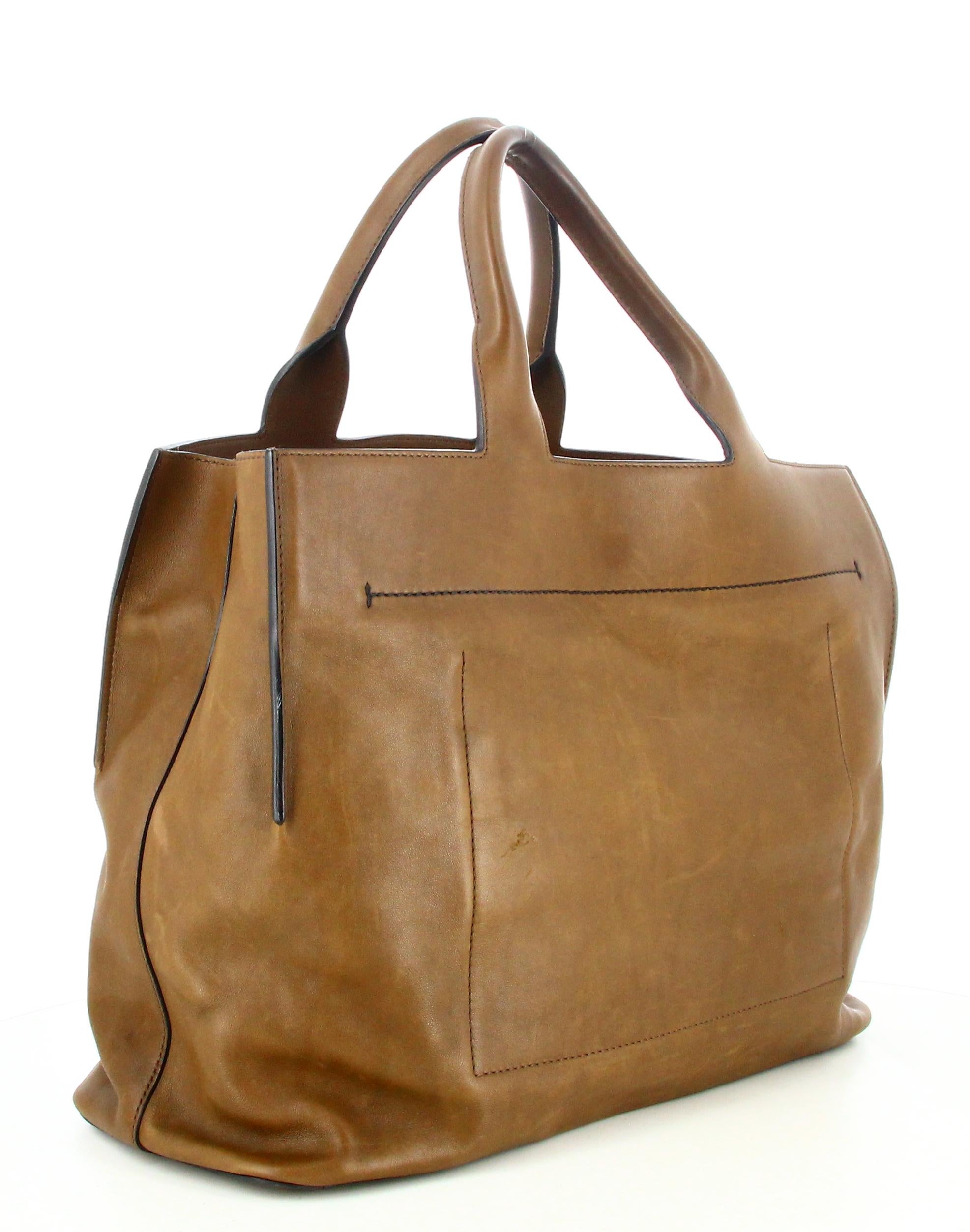 Berluti Khaki Leather Tote Bag  In Good Condition In PARIS, FR