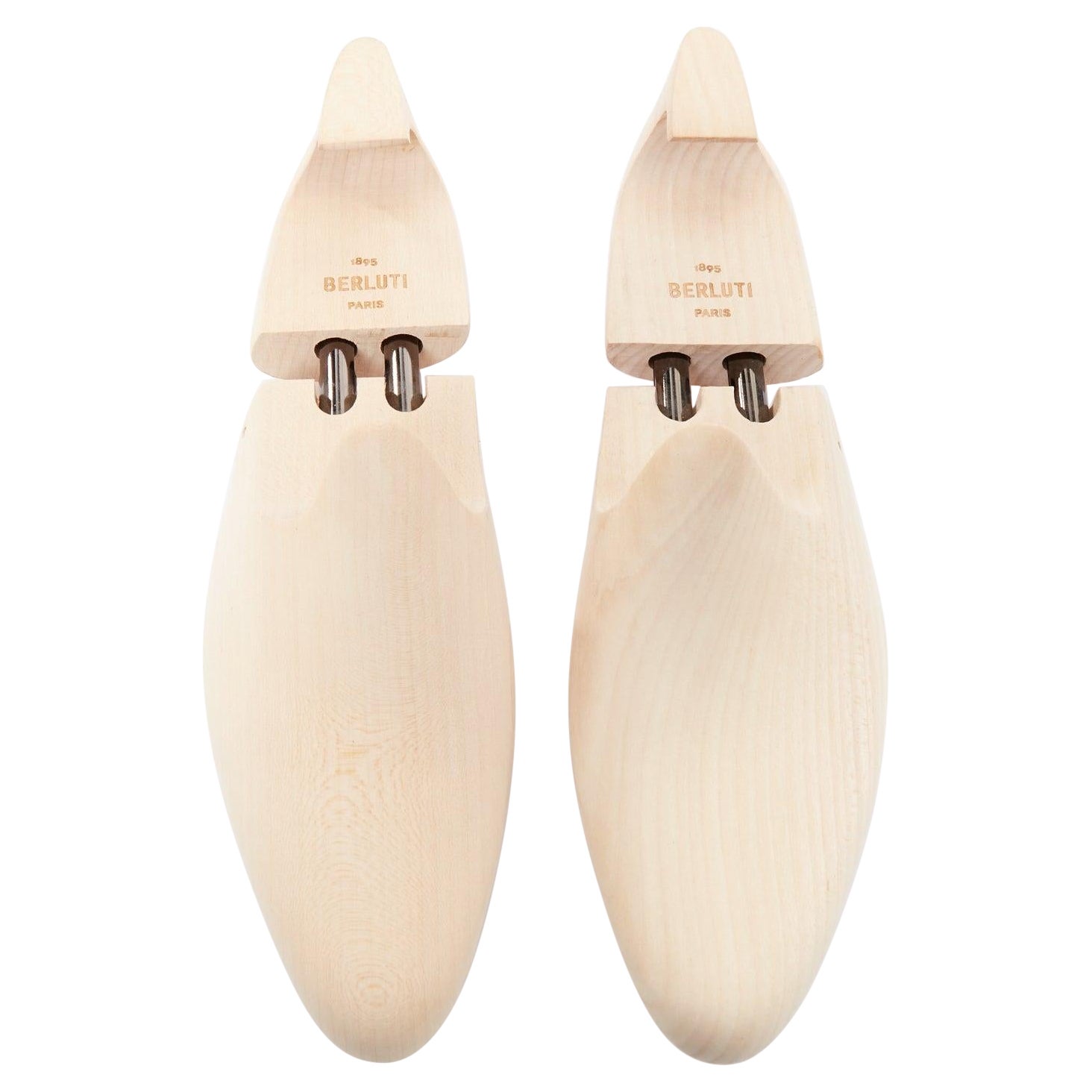 Berluti Paire de porte-chaussures en bois nu avec logo sculpté en forme d'arbre UK8 EU42 en vente