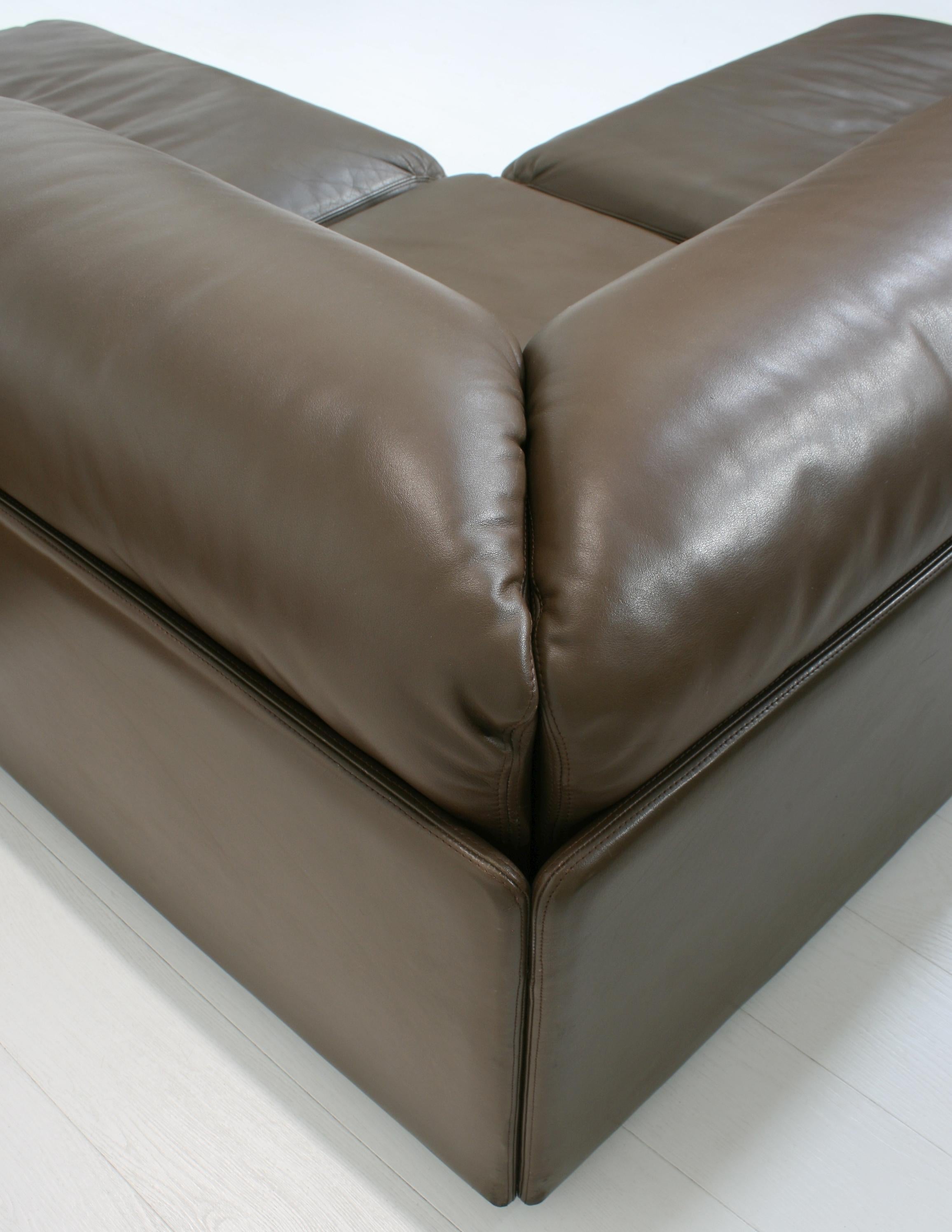 Bermuda Modular Sectional Leather Sofa by Heiner Gölz fr Durlet, 1970s, Set of 5 For Sale 11