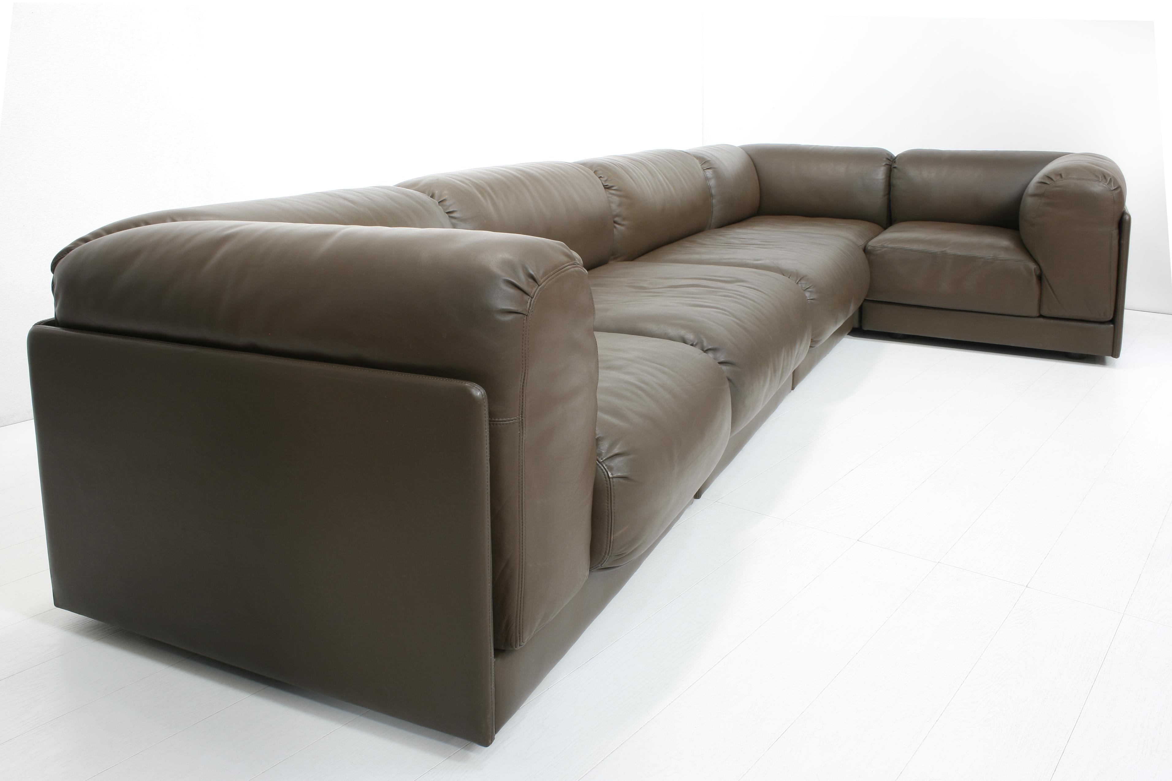 Bermuda Modular Sectional Leather Sofa by Heiner Gölz fr Durlet, 1970s, Set of 5 In Good Condition For Sale In Izegem, VWV