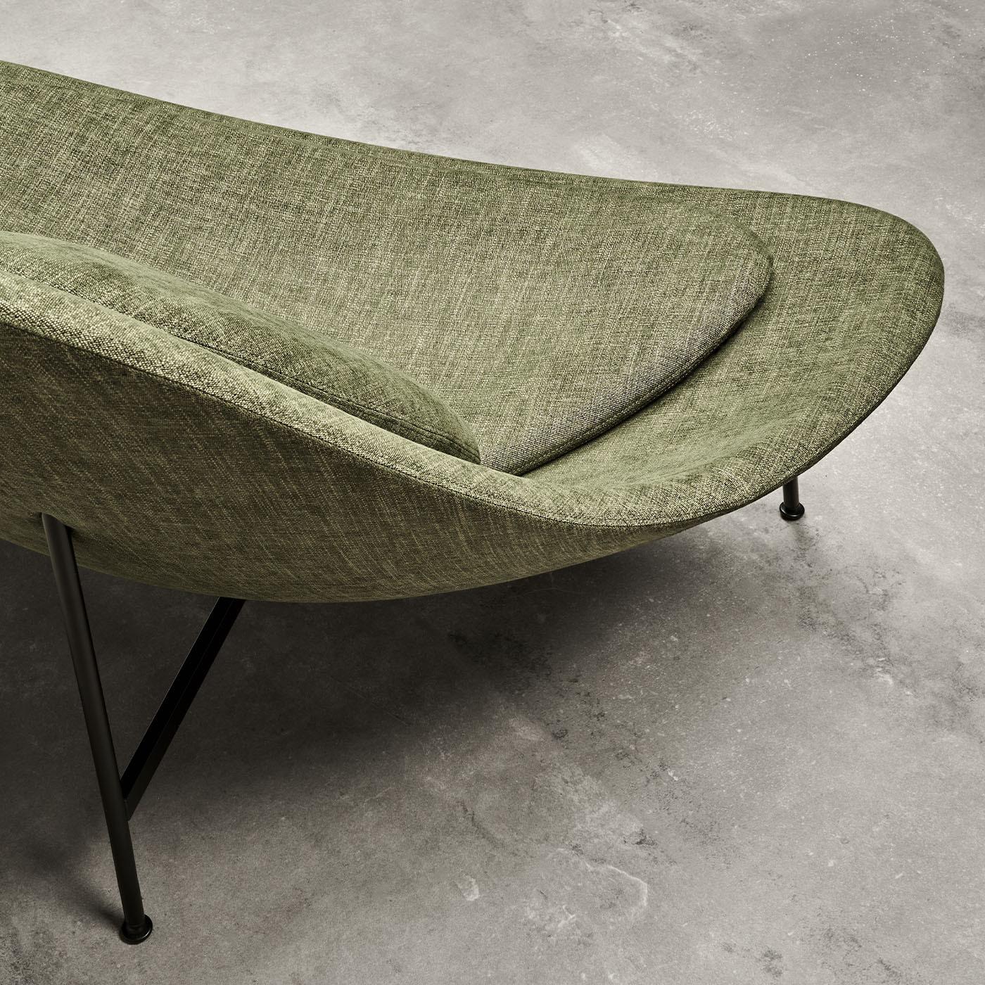 Bermuda Olive Green Lounge Chair by Claesson Koivisto Rune In New Condition For Sale In Milan, IT