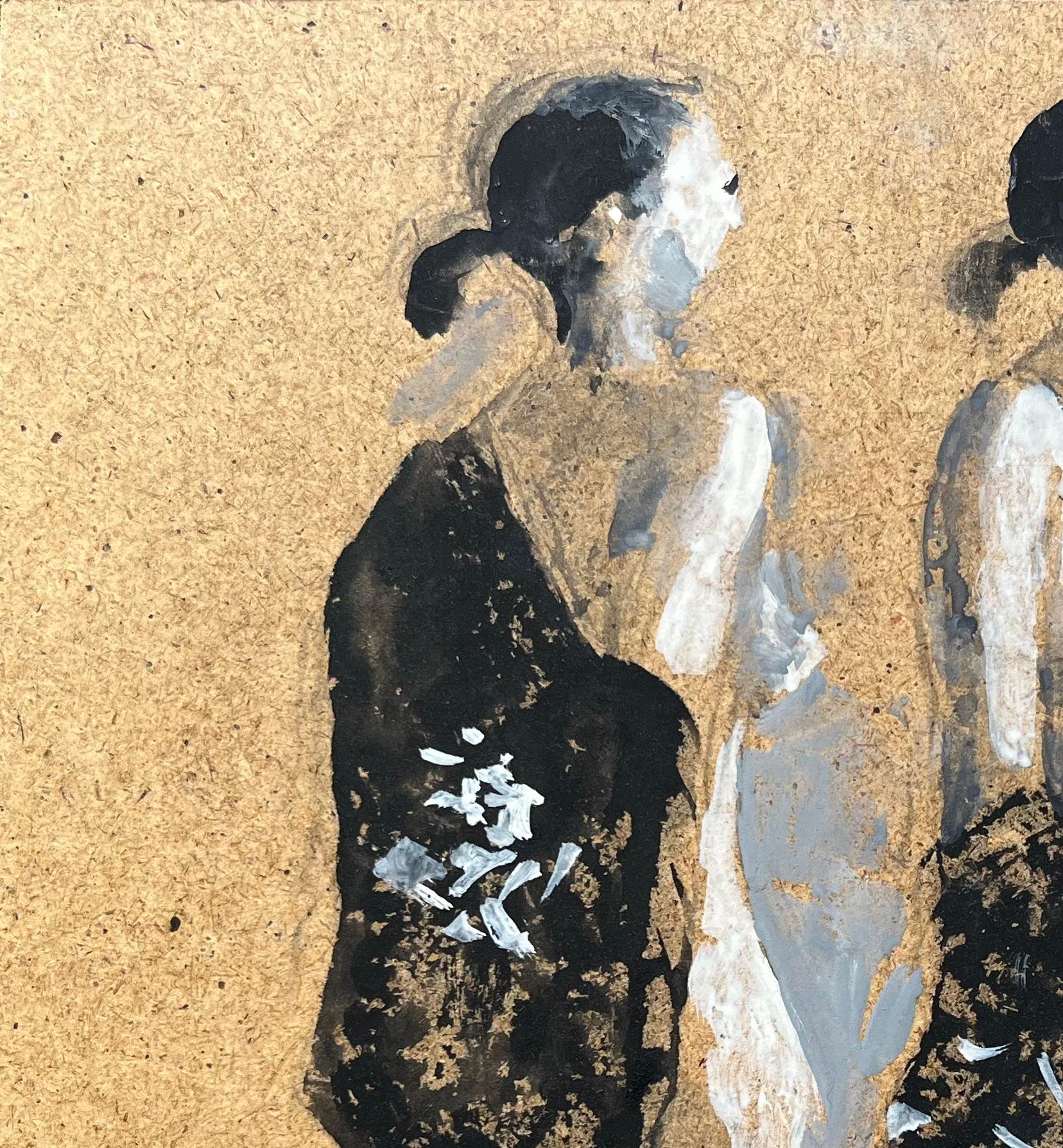 Óleo modernista francés del siglo XX Dos mujeres desnudas con túnicas negras - Figurative Painting Beige de Bernadette Kelly