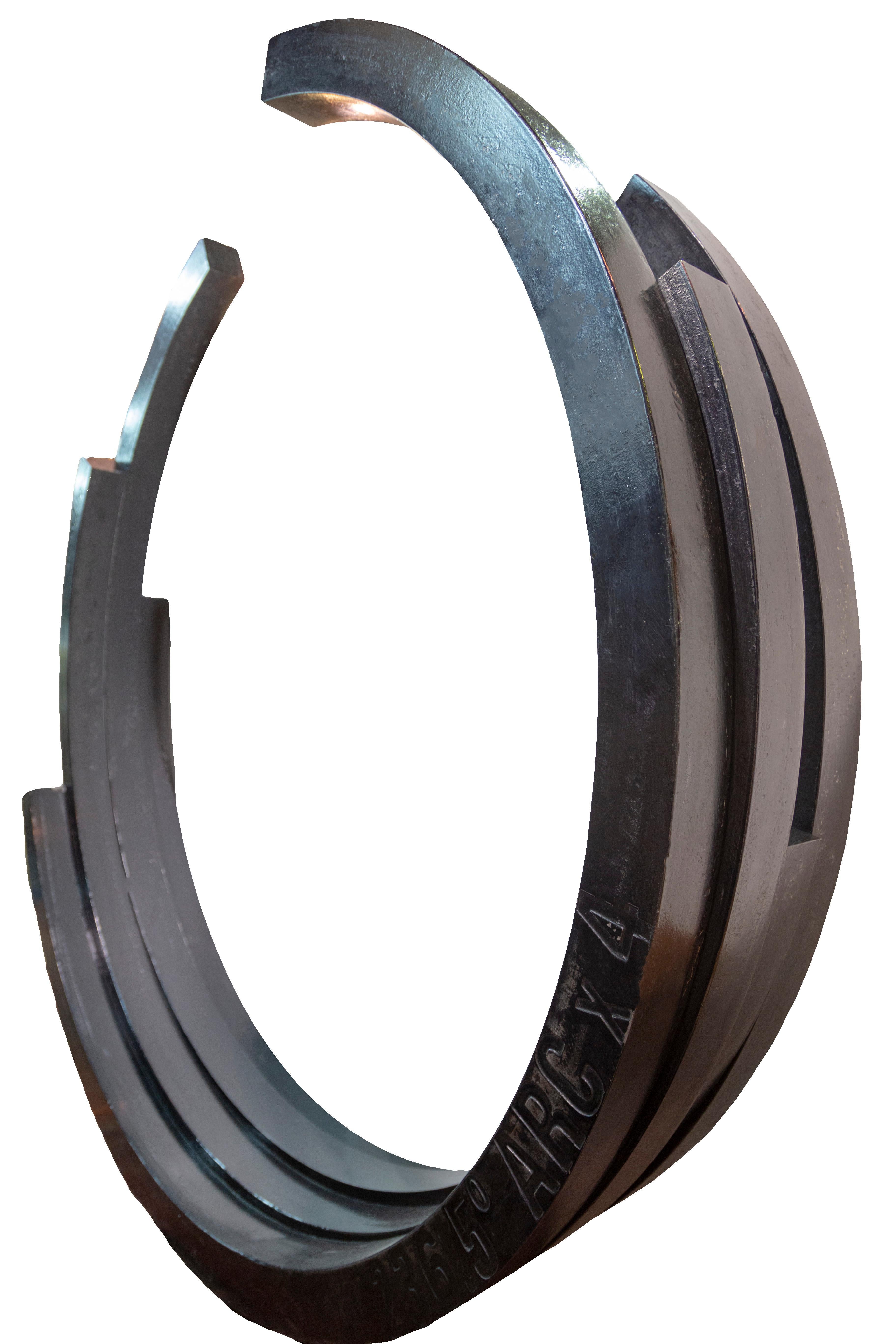 236,5˚ Arco x 4, Escultura de acero laminado de Bernar Venet en venta 3