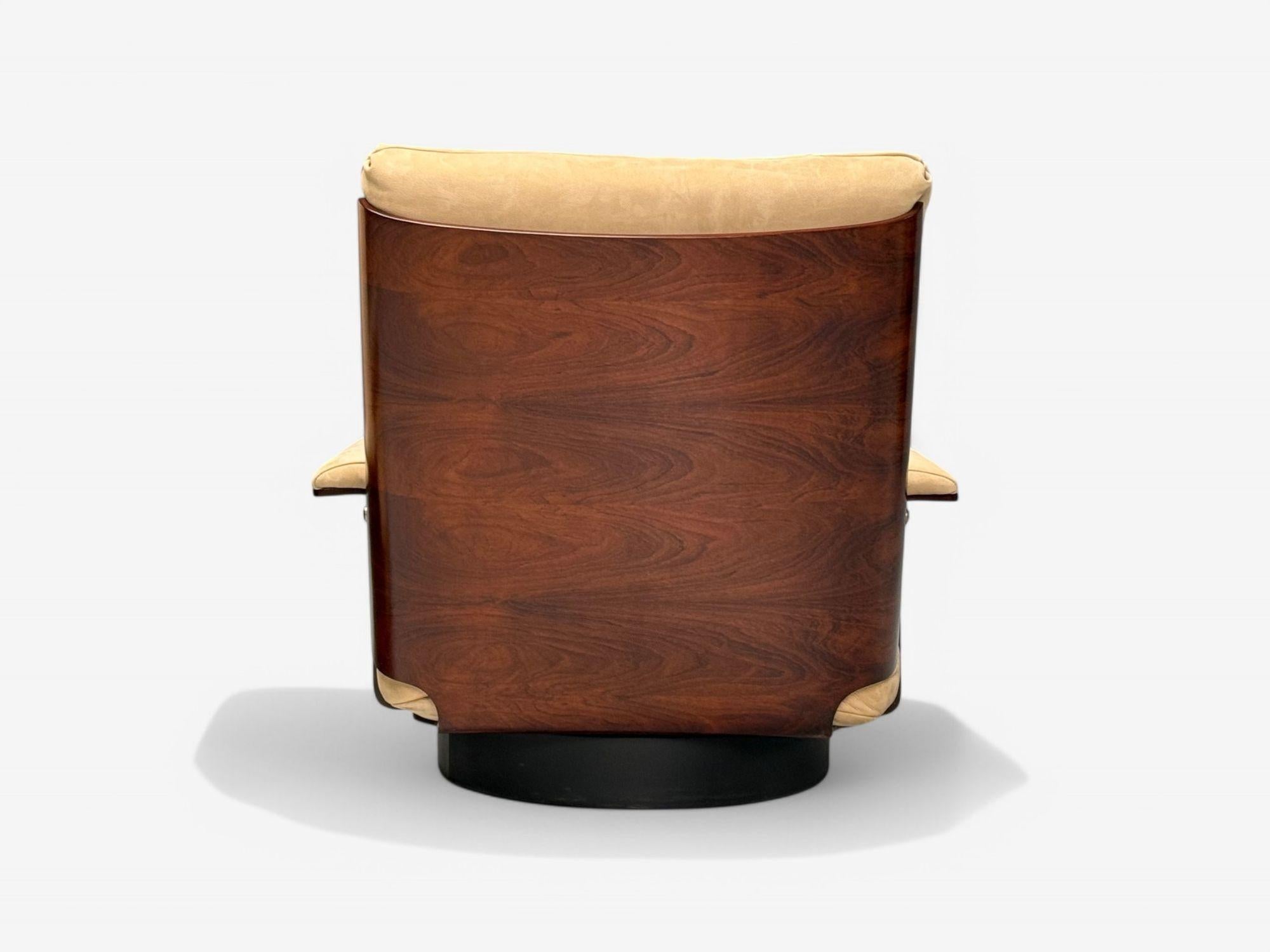 Bernard Brunier, French Mid-Century Modern, Rosewood, Suede, Low Lounge Chairs (chaises longues basses) en vente 5