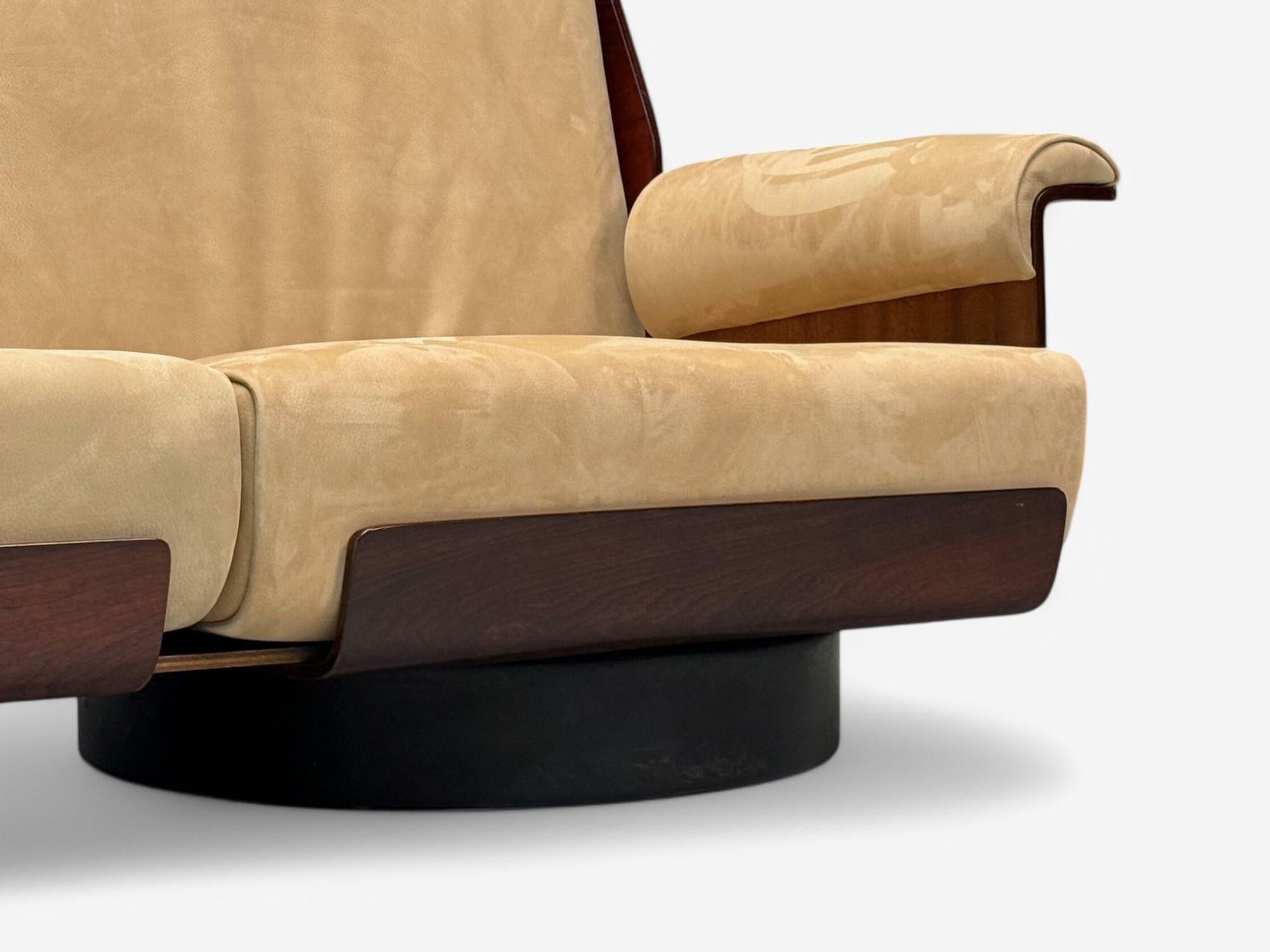 Bernard Brunier, French Mid-Century Modern, Rosewood, Suede, Settee, 1960s For Sale 3