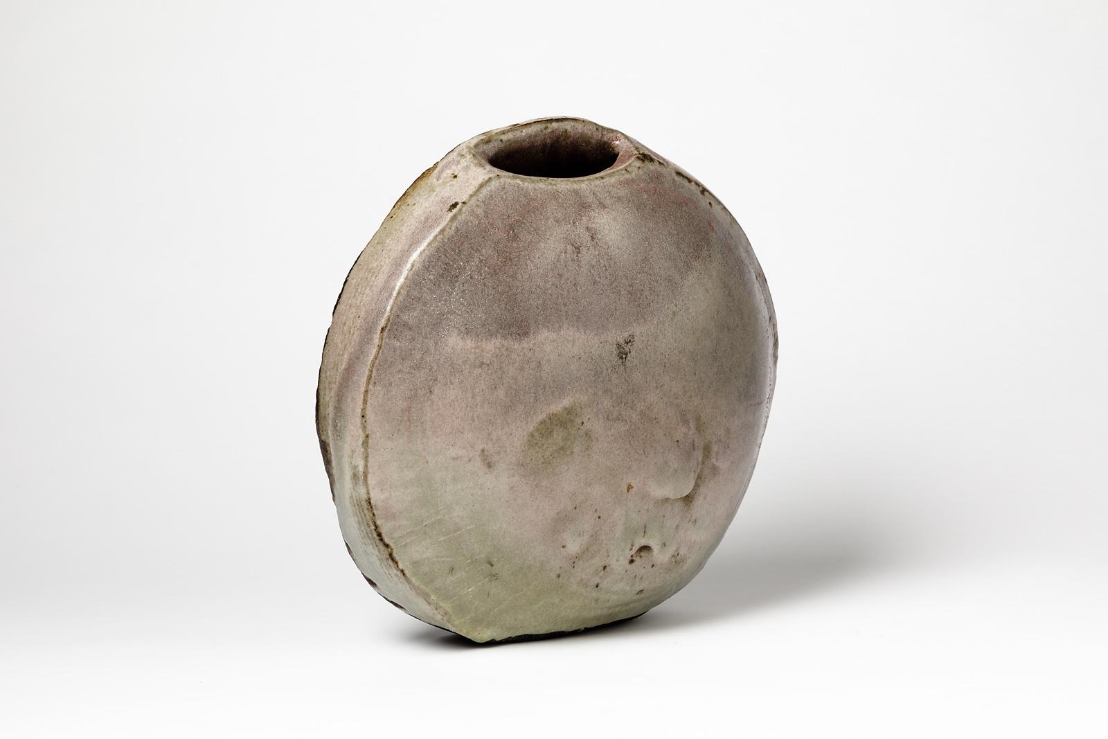 Bernard Dejonghe

Original and decorative stoneware ceramic vase by french artist

Bernard Dejonghe is reprented in many art museums around the world

Elegant light purple and grey stoneware ceramic colors

Signed and dated behind the