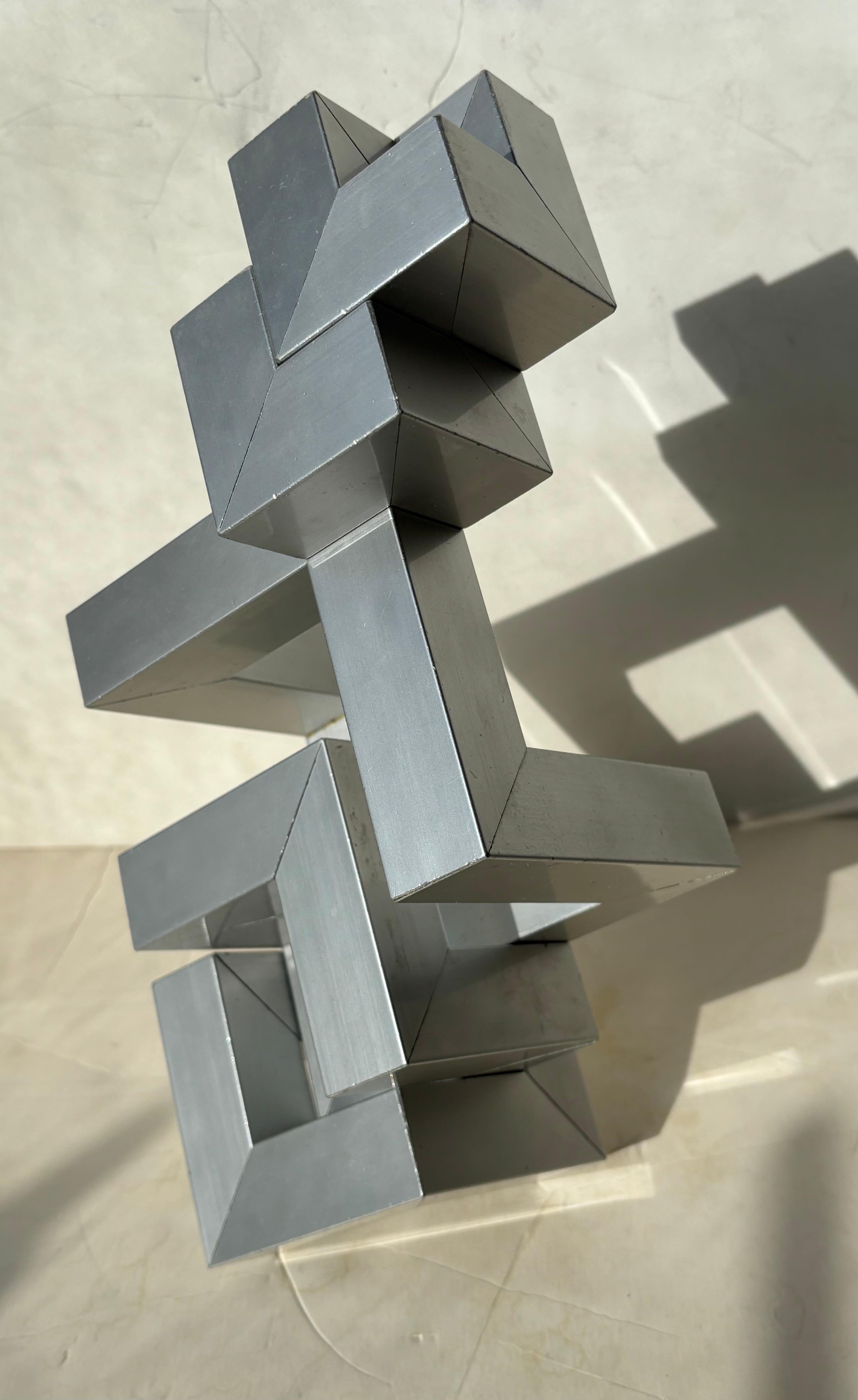 Bernard Girette puzzle in alluminio scultura astratta, titolo  Le Pentac . In condizioni buone in vendita a Los Angeles, CA