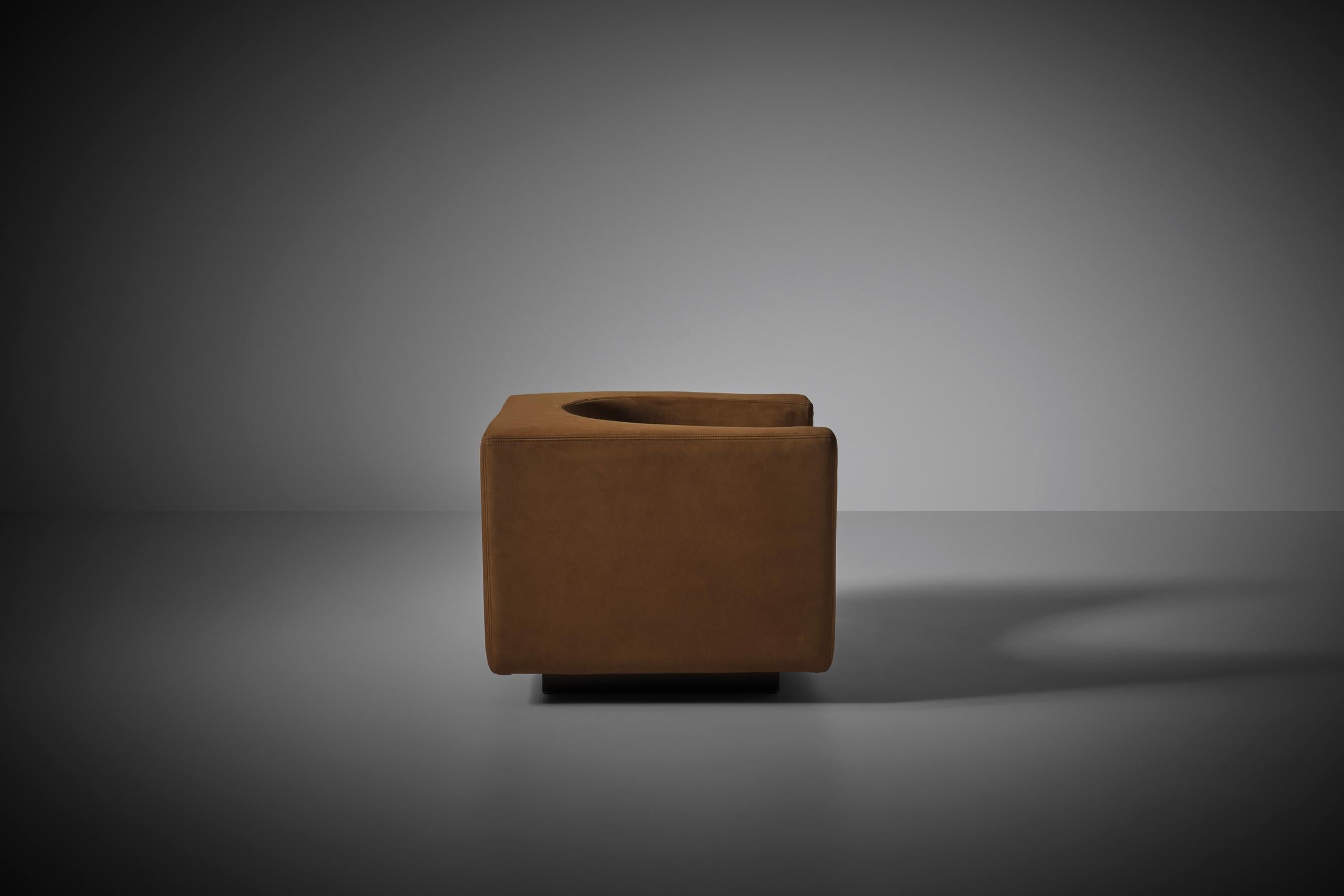Mid-20th Century Bernard Govin ‘Elliptique’ armchair for Saporiti Italia, 1960s For Sale