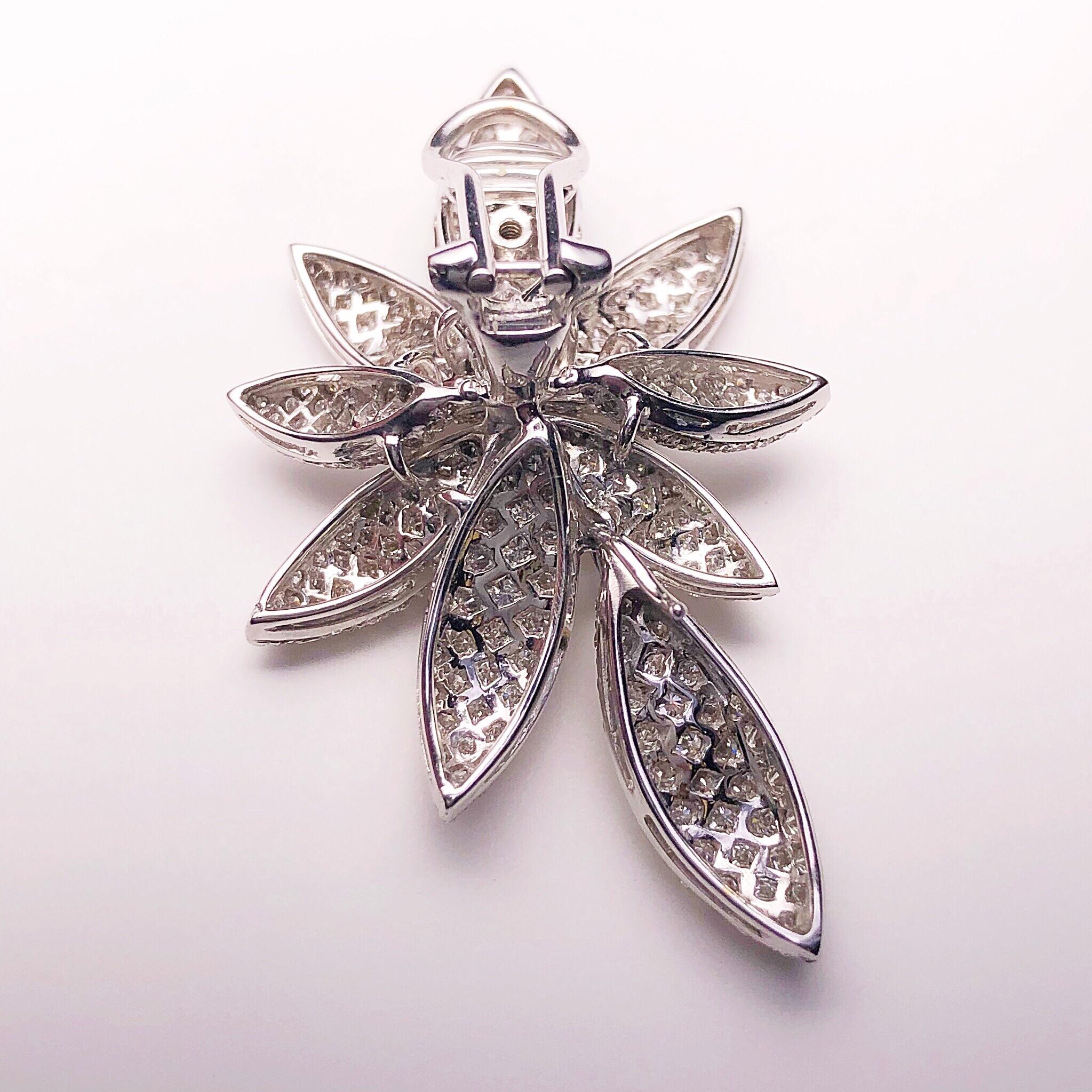 Bernard Grosz 18 Karat White Gold and 6.81 Carat Diamond Flower Earclips In New Condition For Sale In New York, NY