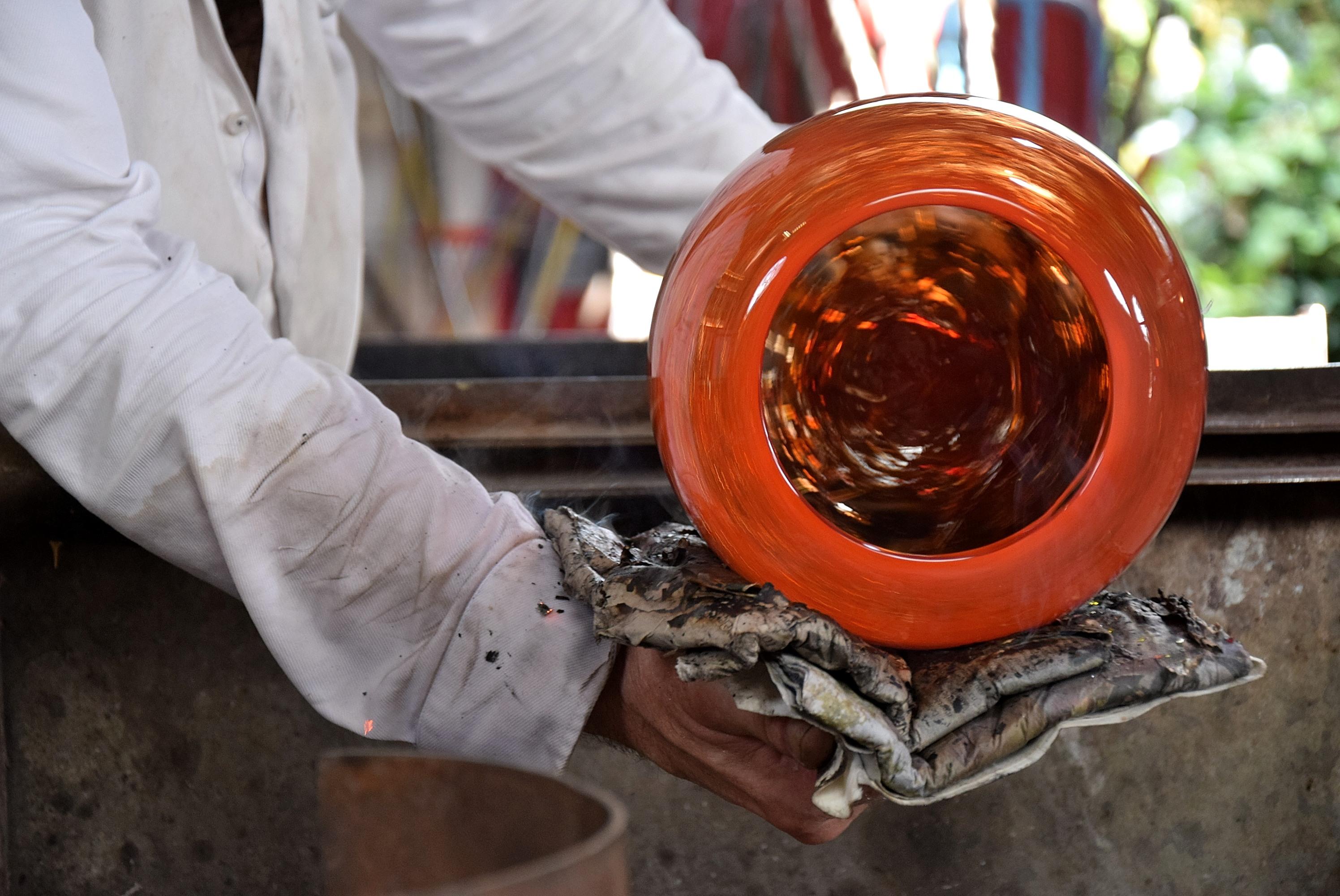 Bernard Heesen Art Glass Vase the Japanese Way, 2018 4