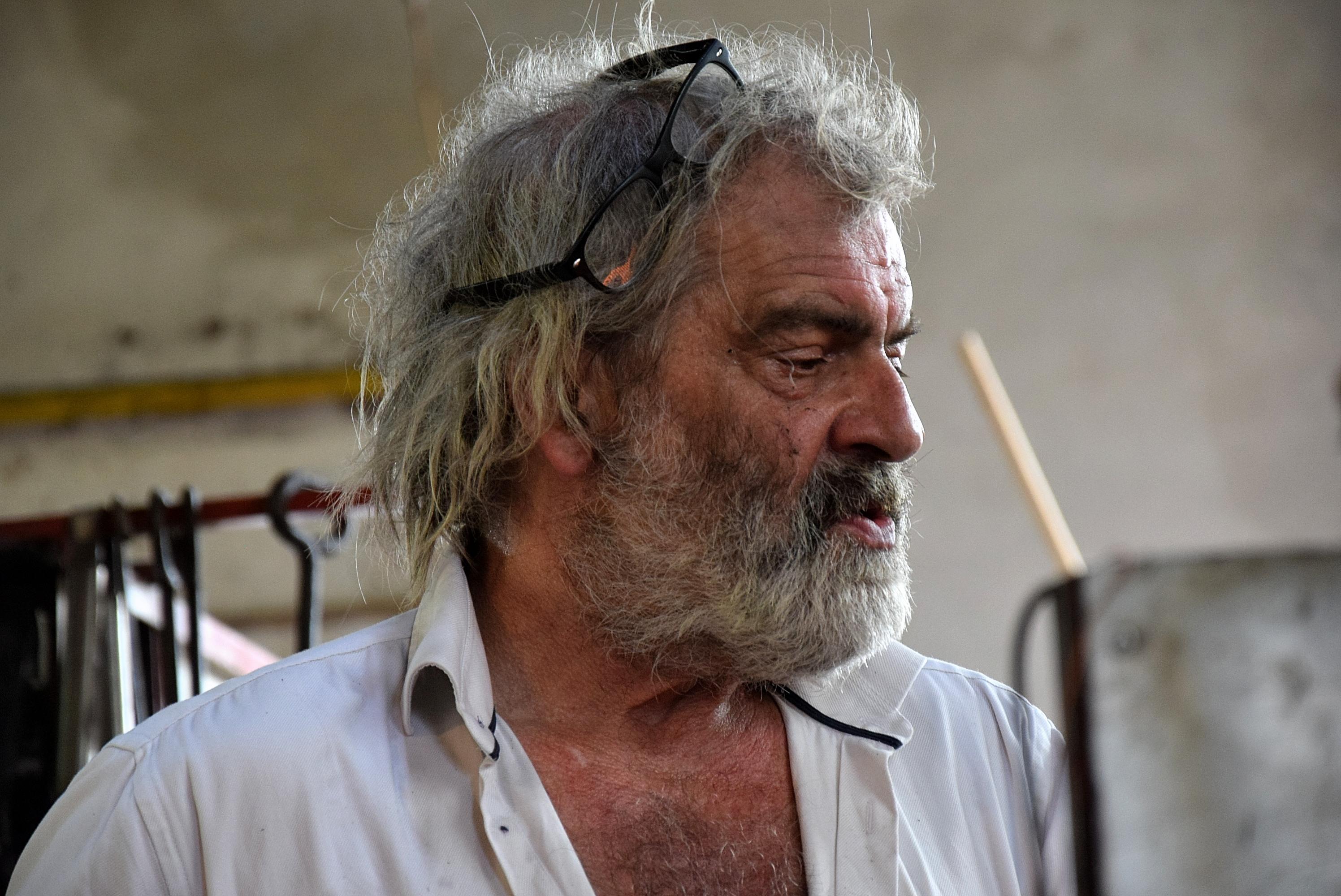 Bernard Heesen Glaskunst „Dunkelspiegel“, 2019 11