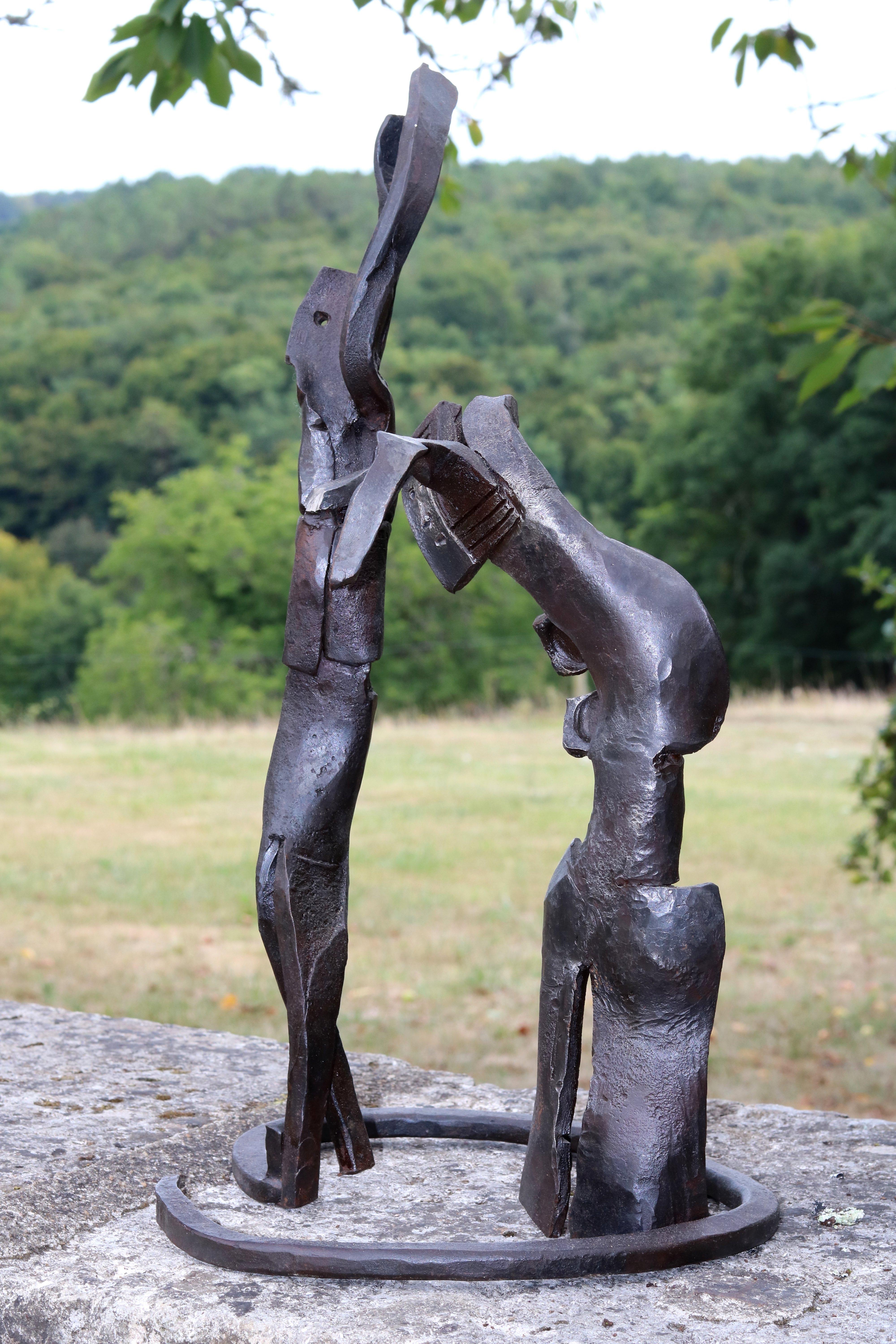 corrida, unique piece in wrought iron - Sculpture by Bernard Henneuse